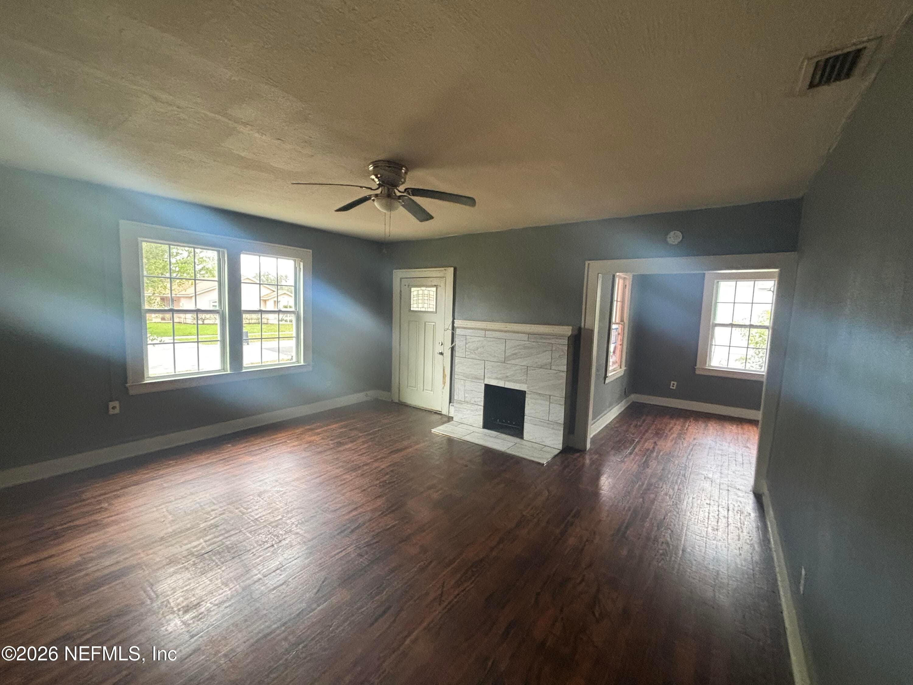1239 MCCONIHE Street, Jacksonville — photo 2