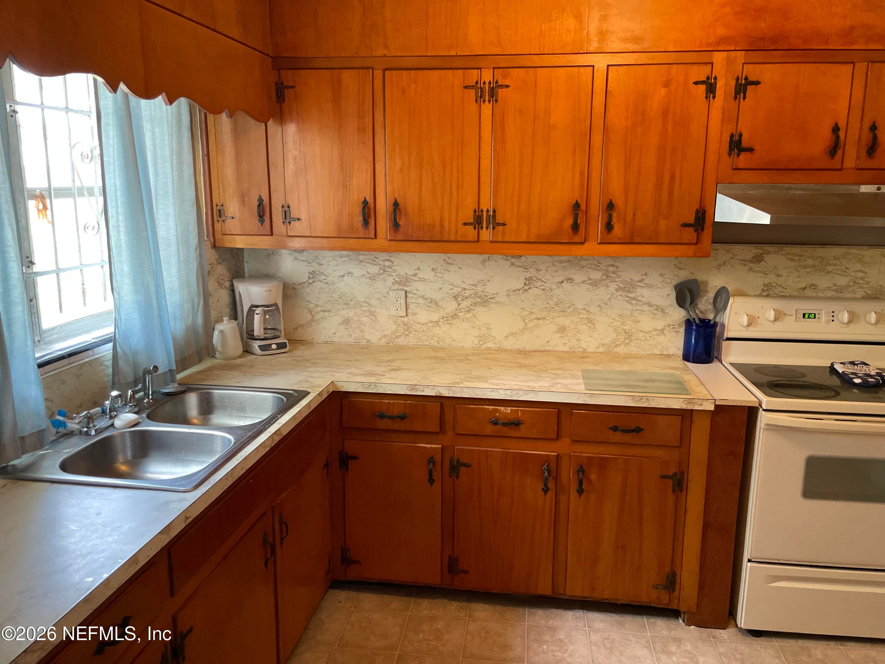 1203 MCCONIHE Street, Jacksonville, FL 32209, Jacksonville — photo 2