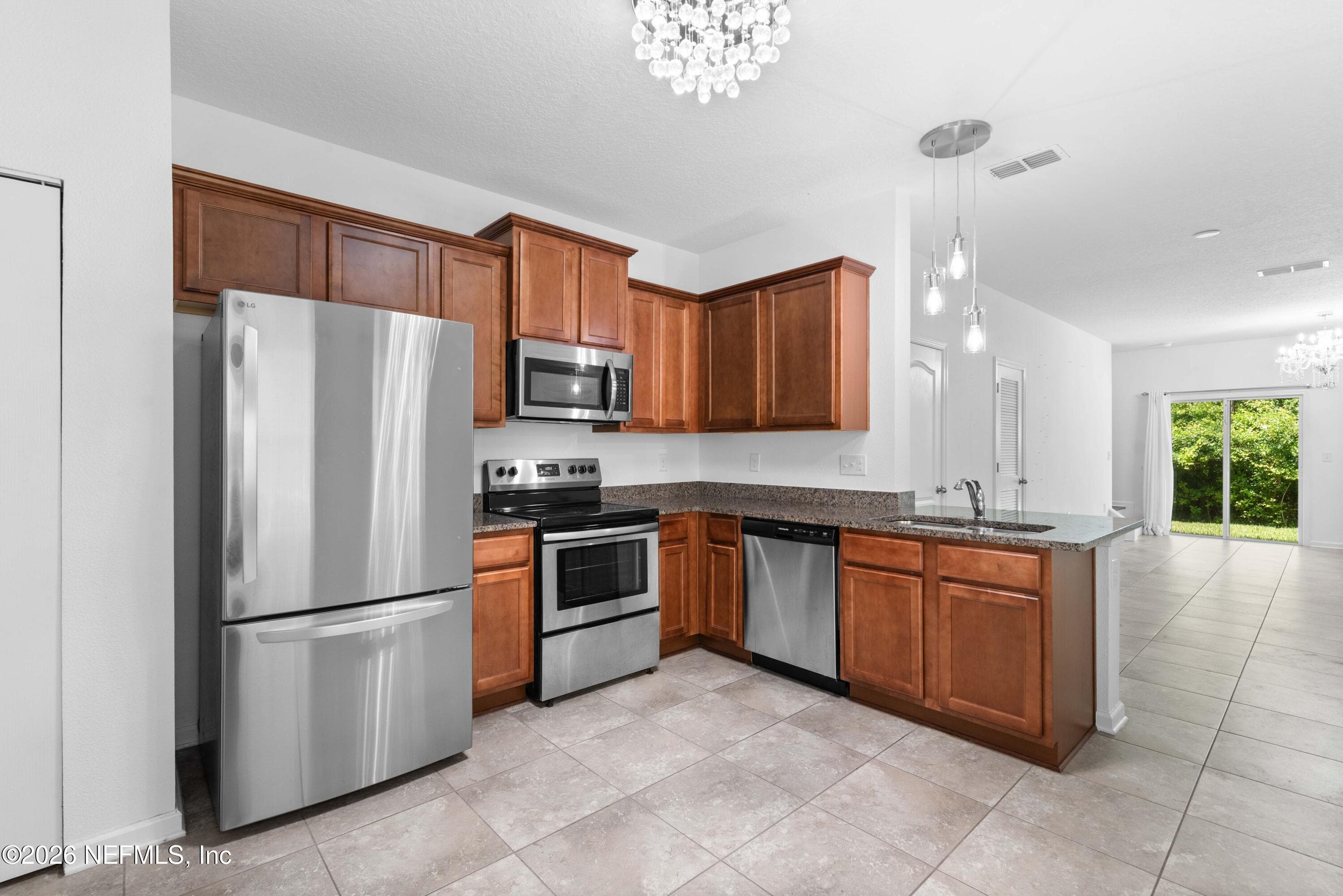 446 SERVIA Drive, Jacksonville — photo 3