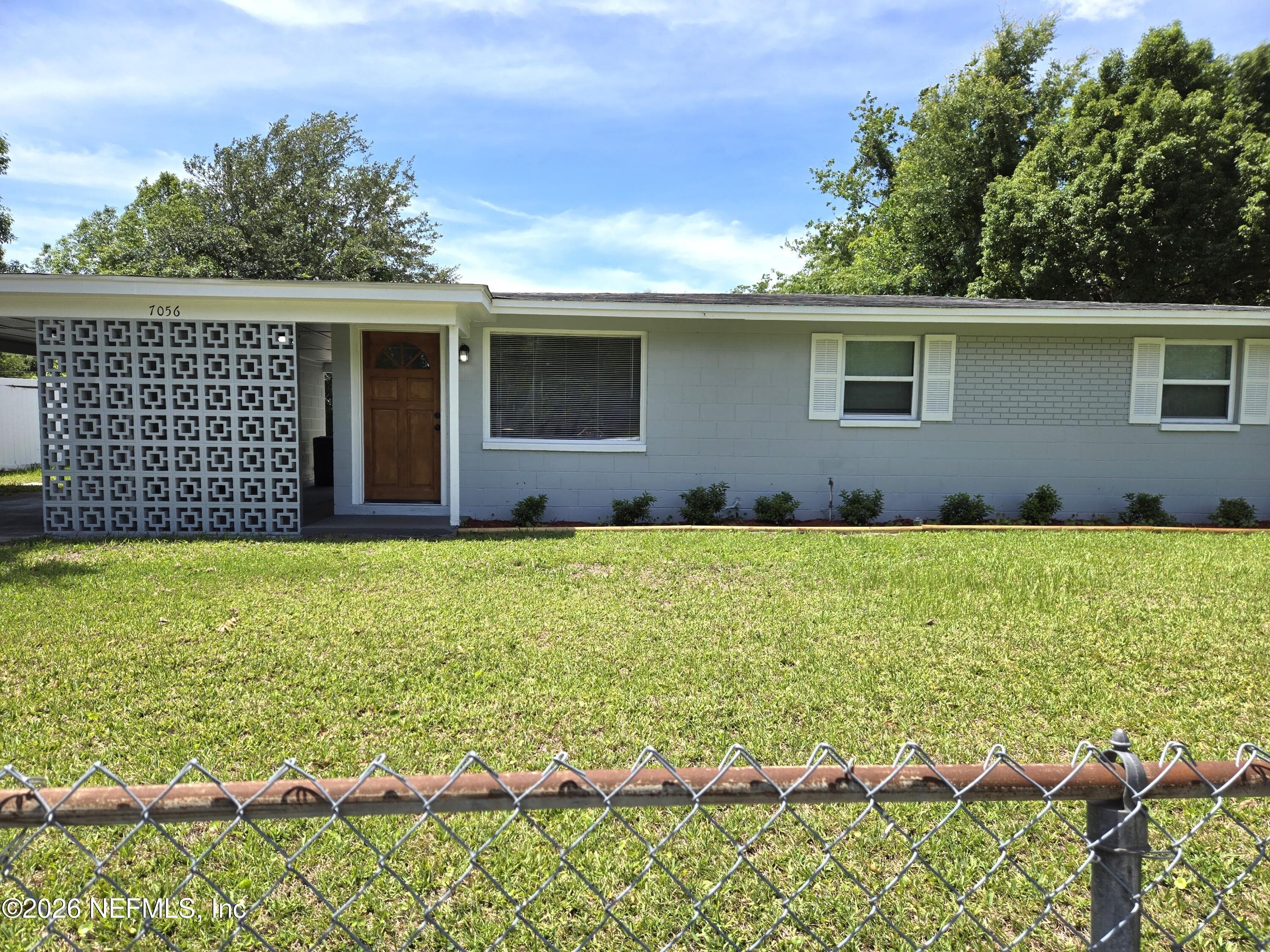 7056 SONORA Drive, Jacksonville — exterior
