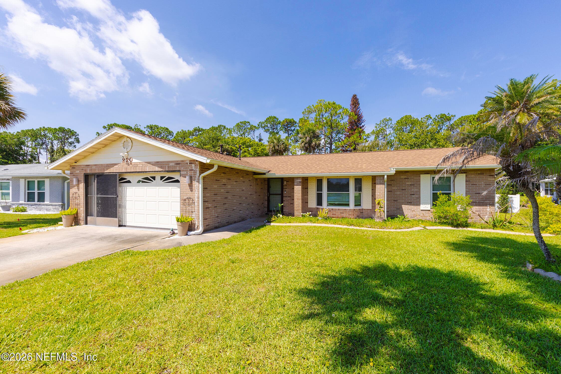 220 YORKTOWNE Drive, Daytona Beach — exterior