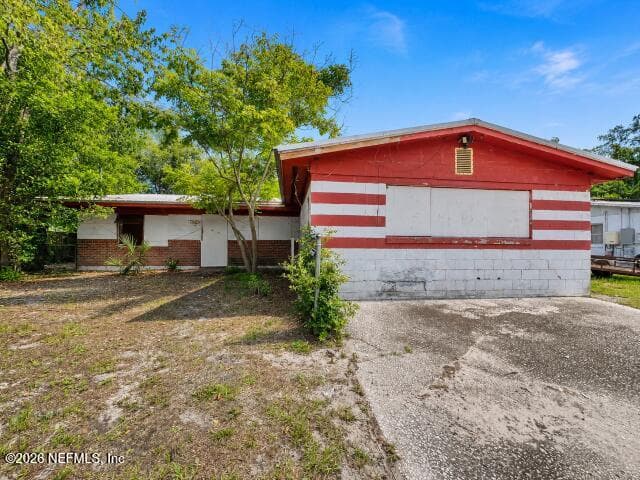 5746 TEMPEST Street, Jacksonville — exterior