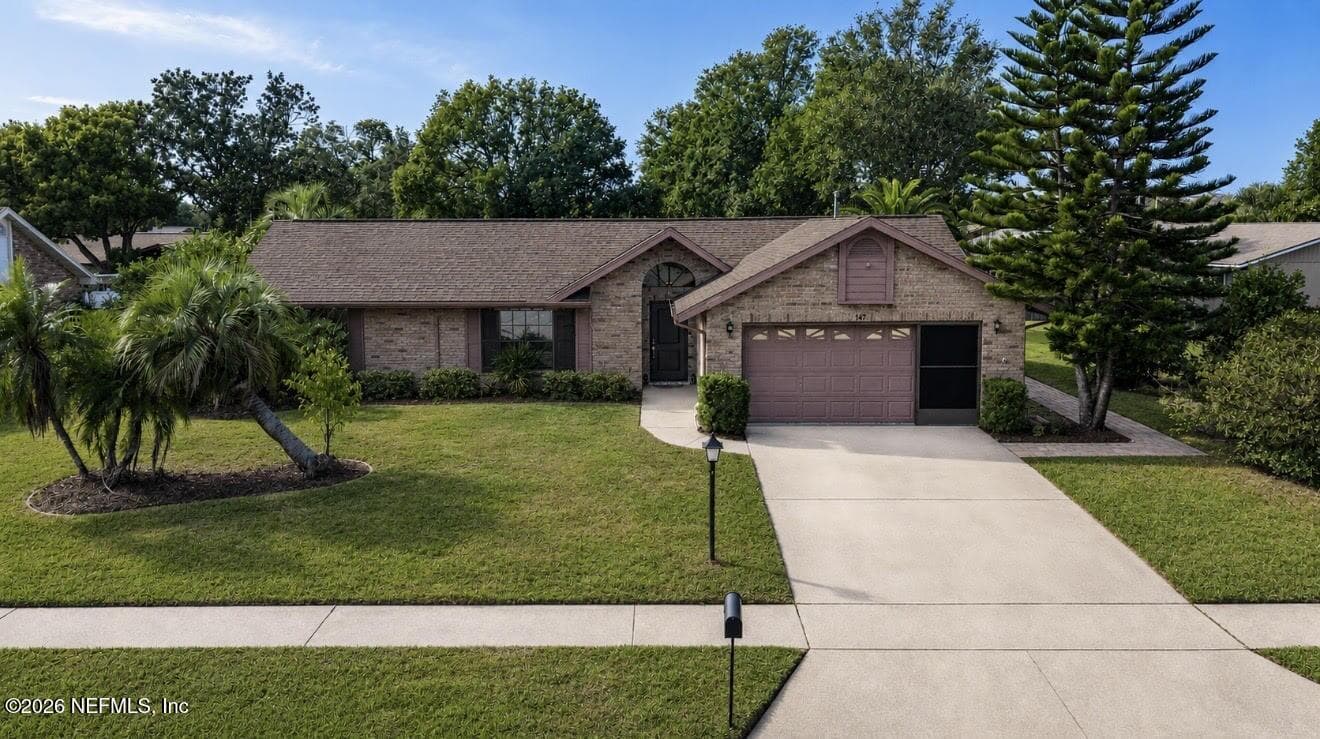 147 VILLAGE Lane, Daytona Beach — exterior