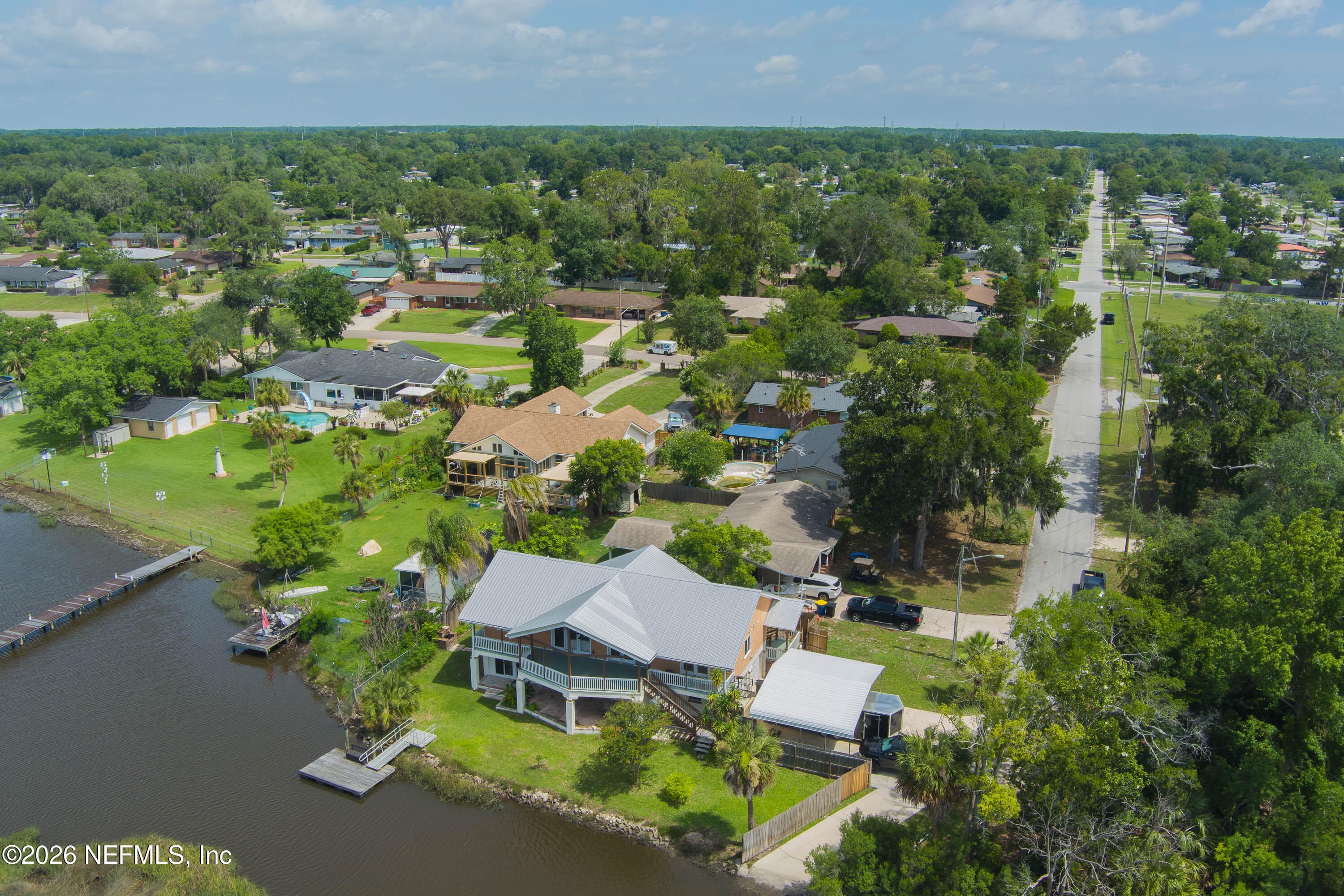 11100 EMUNESS Road, Jacksonville — exterior