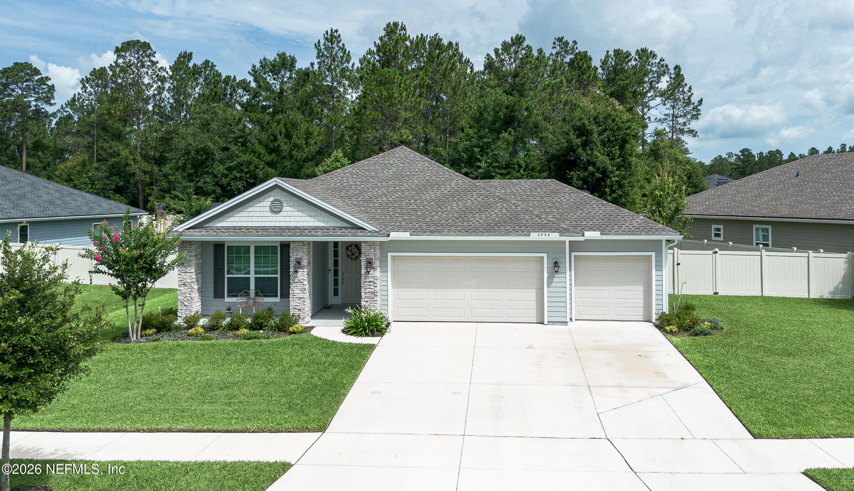 1717 AUSTIN LAKE Way, Middleburg — photo 2