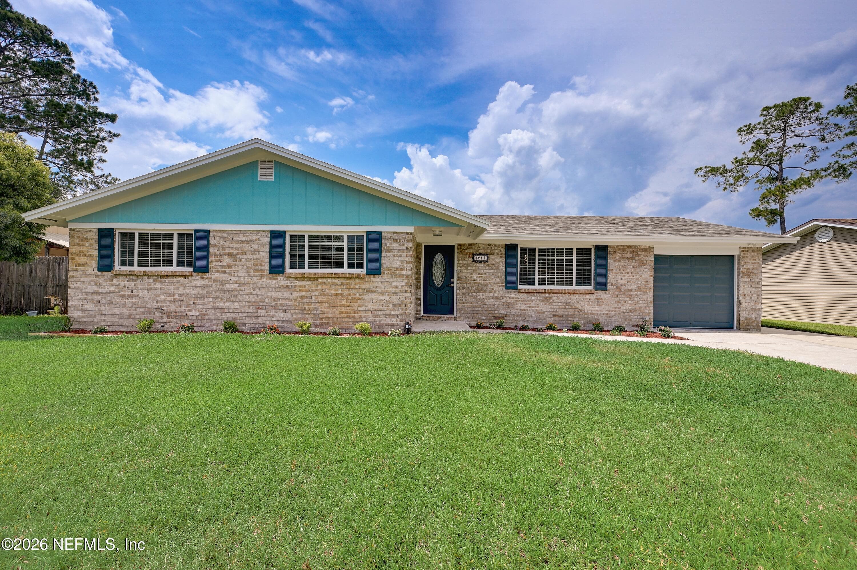 4211 TIMBERLAKE Drive N, Jacksonville — exterior
