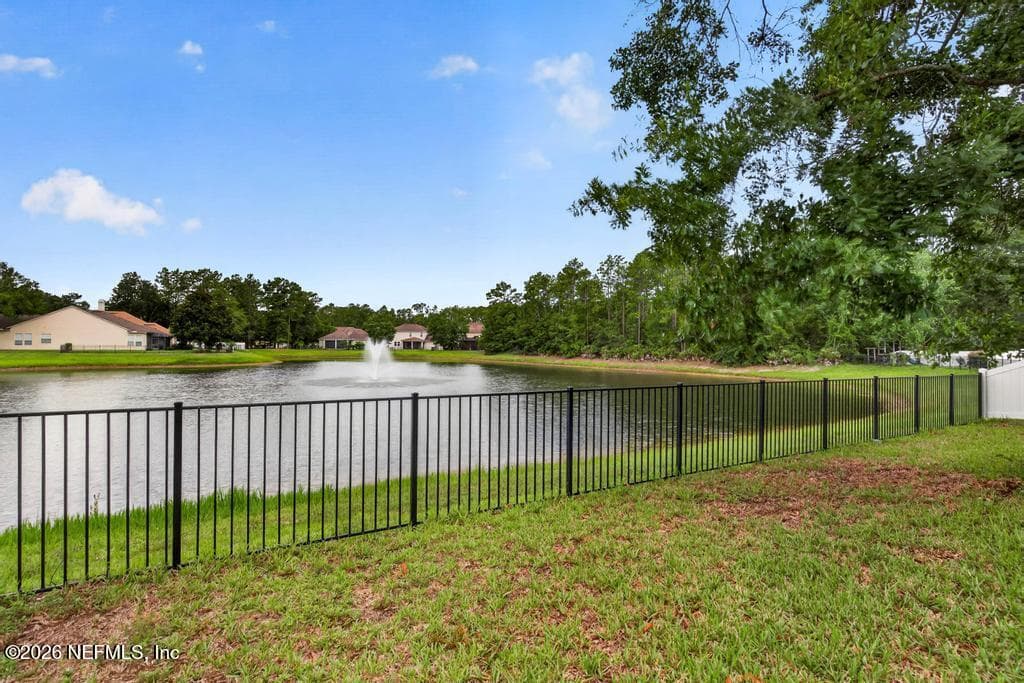 12184 HATHERDEN Court, Jacksonville — photo 2