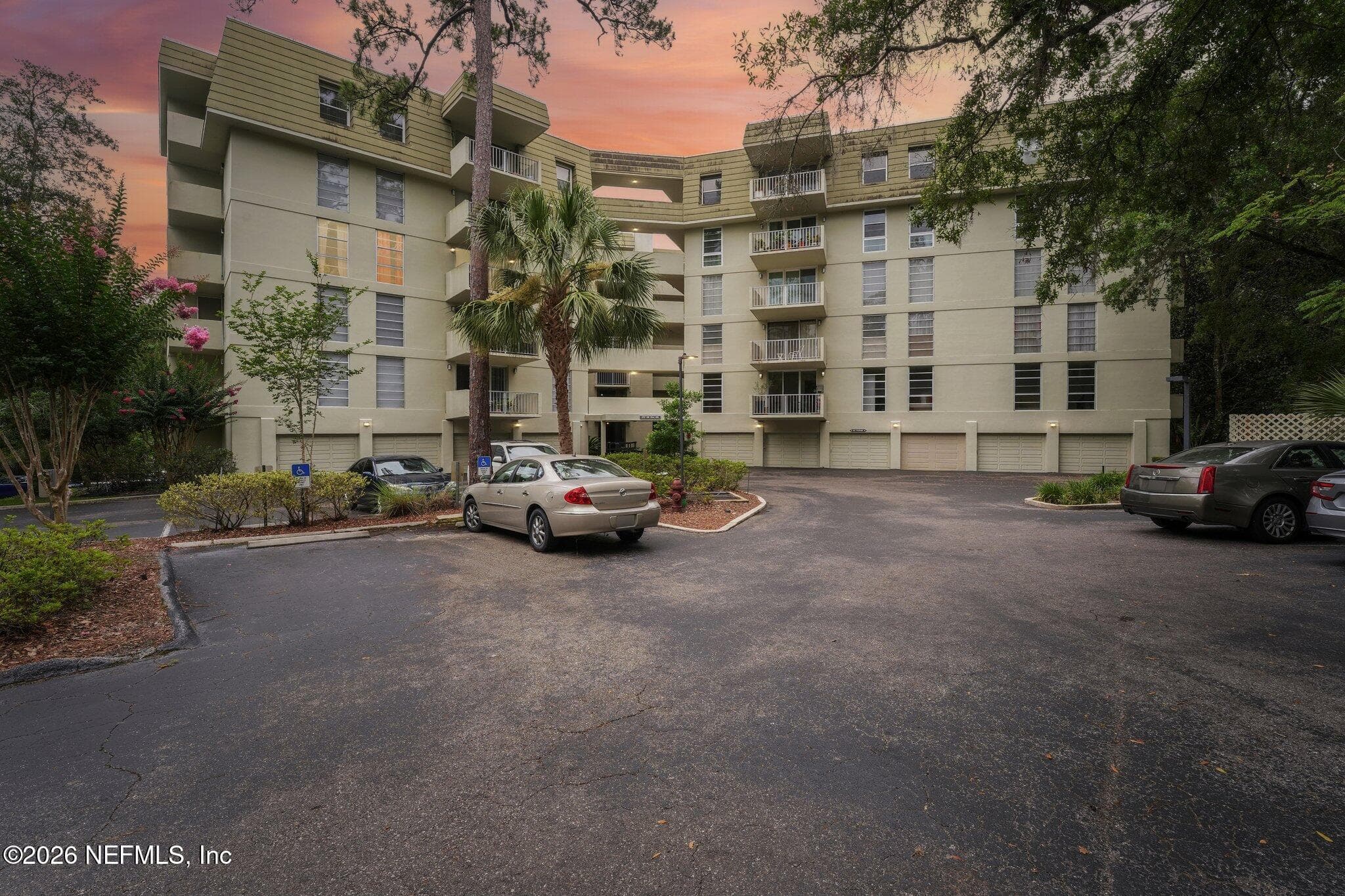 1717 NW 23RD Avenue 4E, Gainesville — exterior