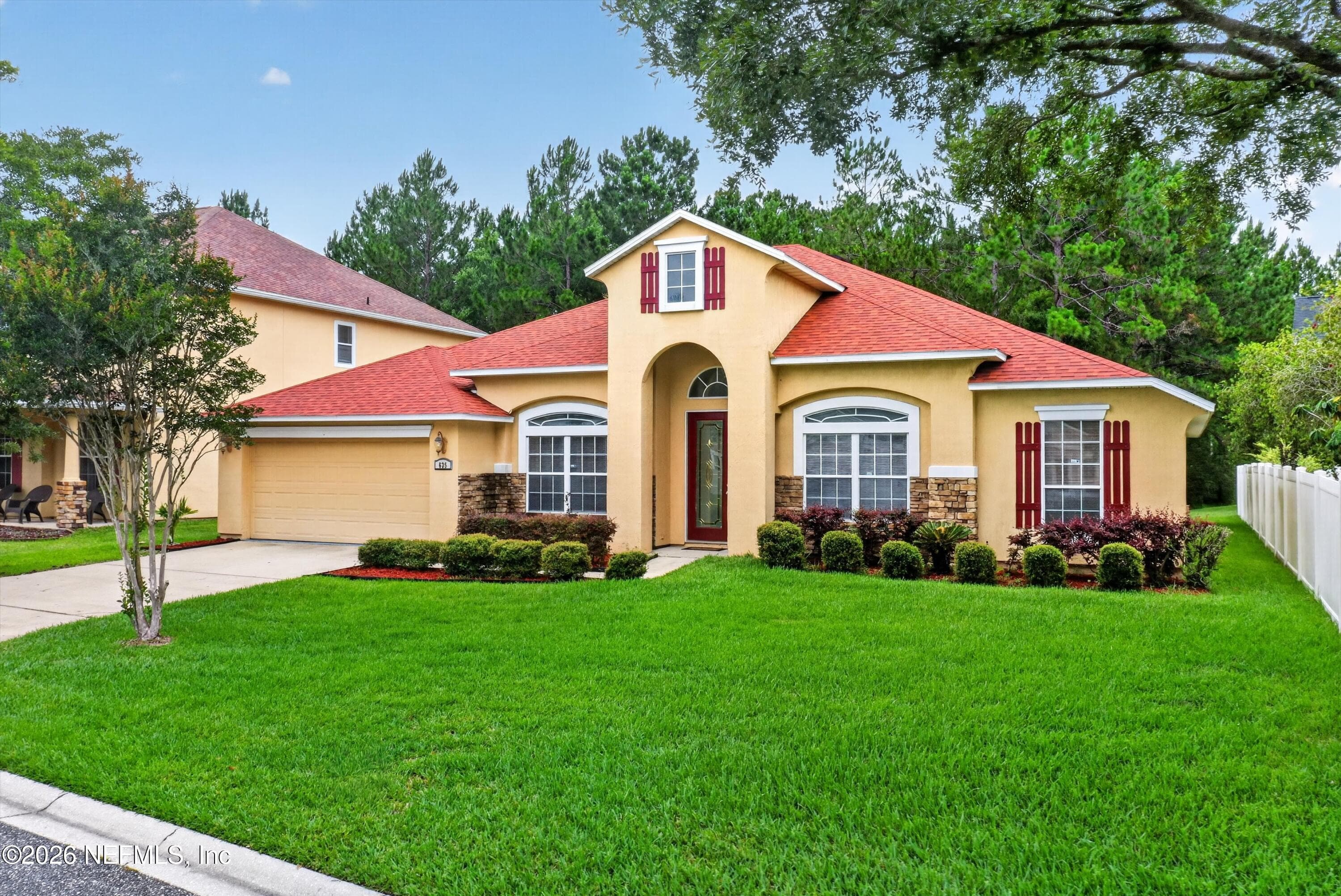 635 WAKEVIEW Drive, Orange Park — exterior