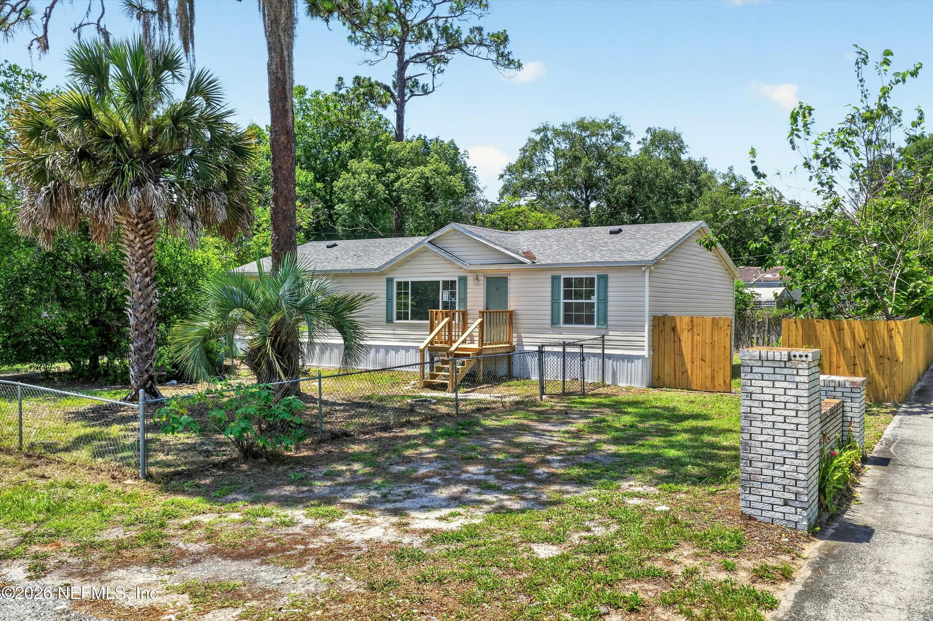 7603 COACH PARK Drive, Jacksonville — exterior