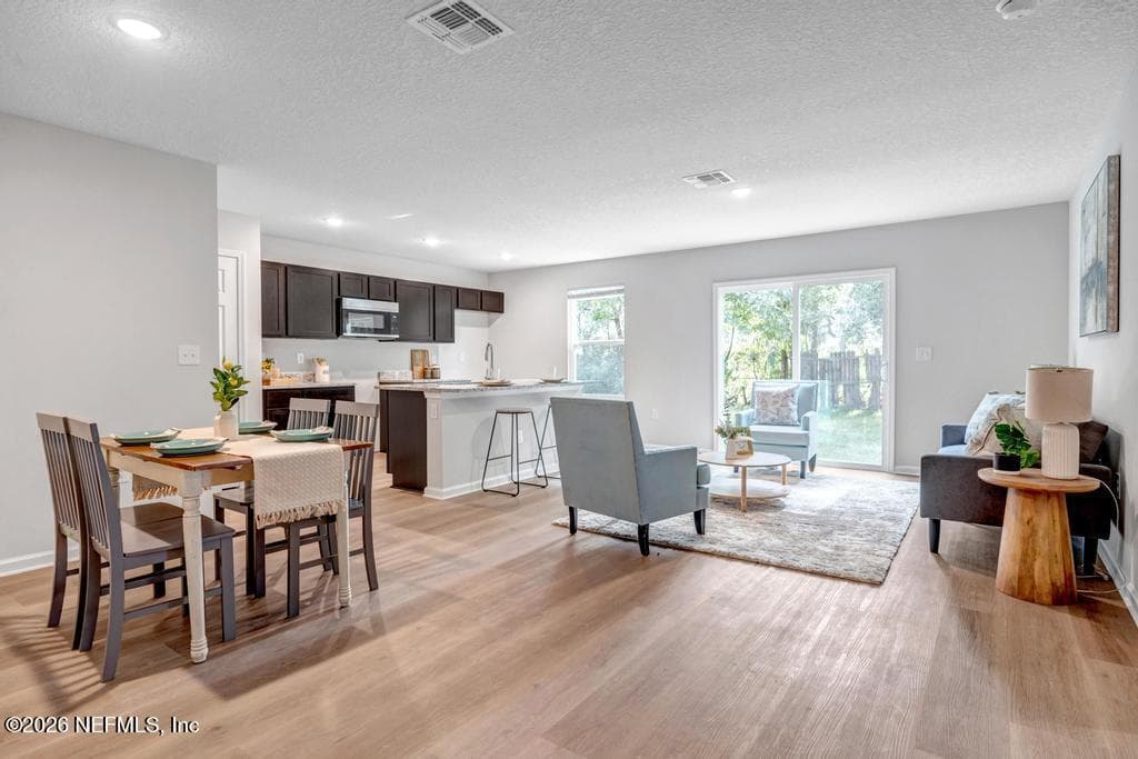 7853 LUEDERS Avenue, Jacksonville — photo 3