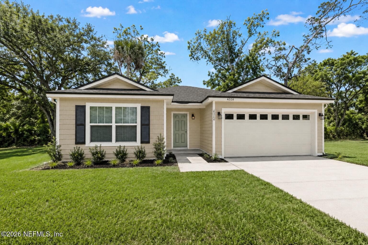 7853 LUEDERS Avenue, Jacksonville — exterior