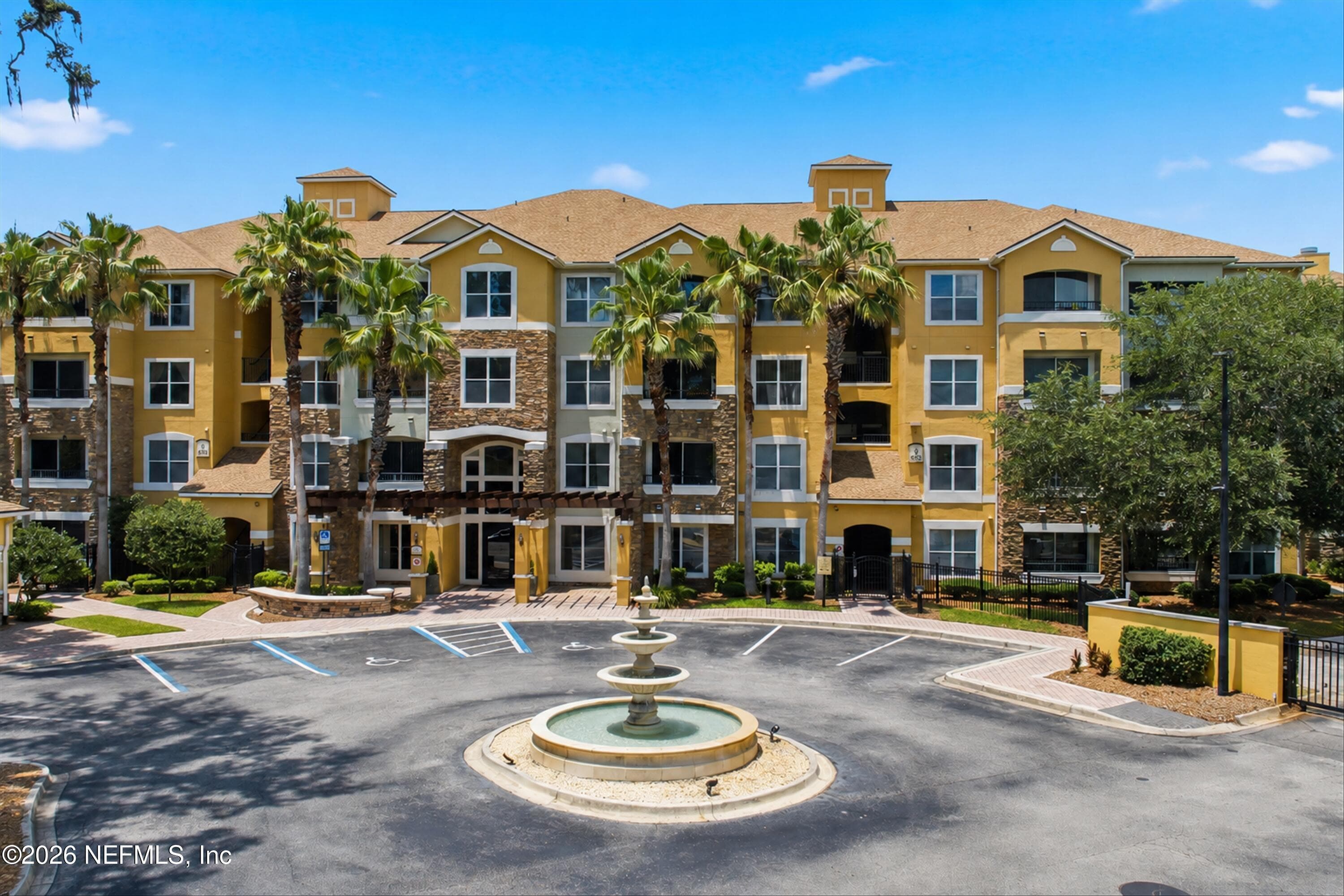8539 GATE Parkway 9235, Jacksonville, FL 32216, Jacksonville — exterior