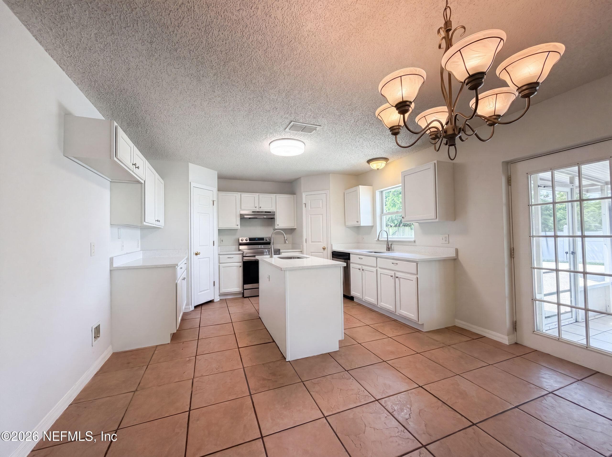 2158 WILLESDON Drive W, Jacksonville — photo 2