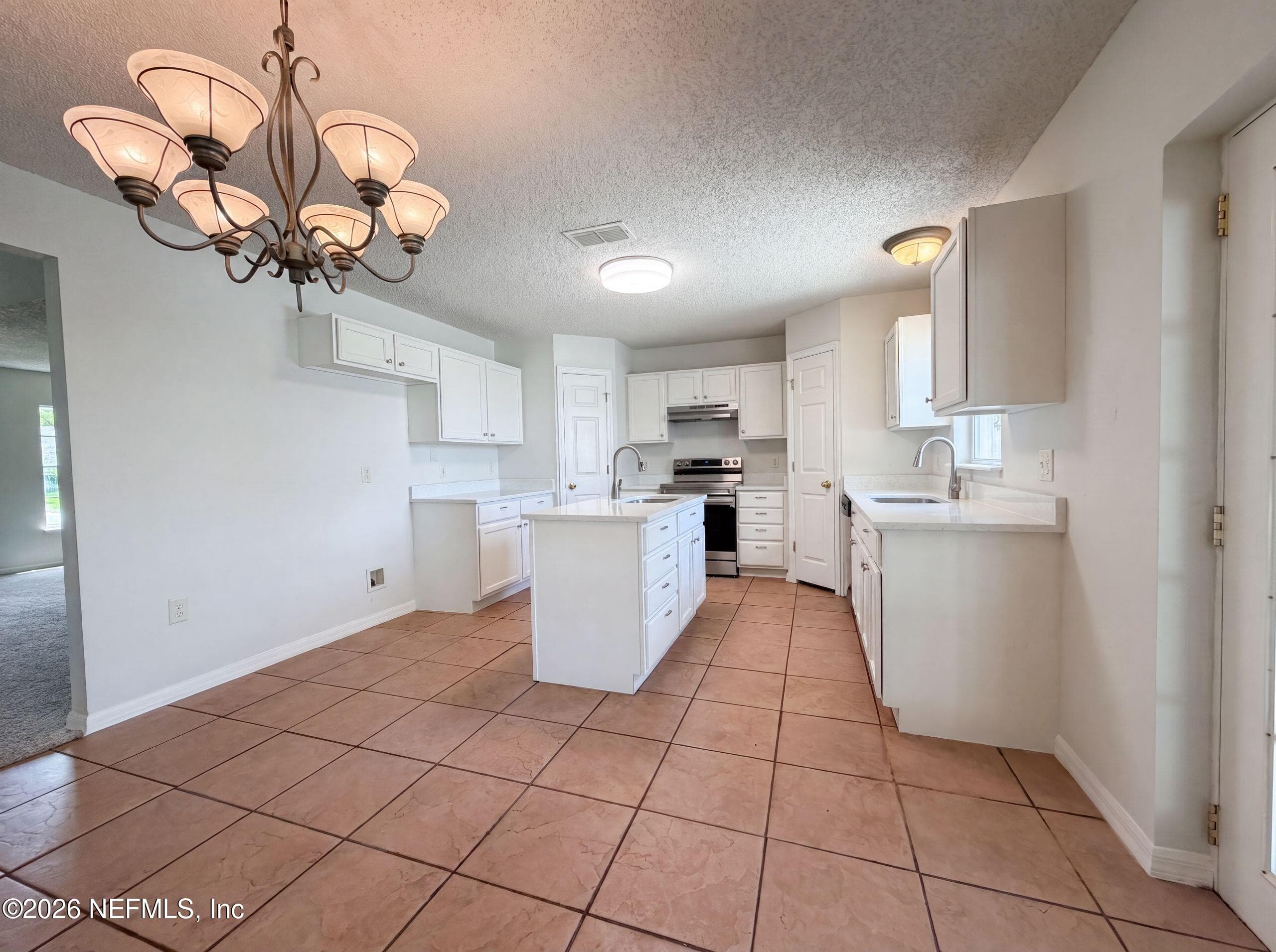 2158 WILLESDON Drive W, Jacksonville — photo 3