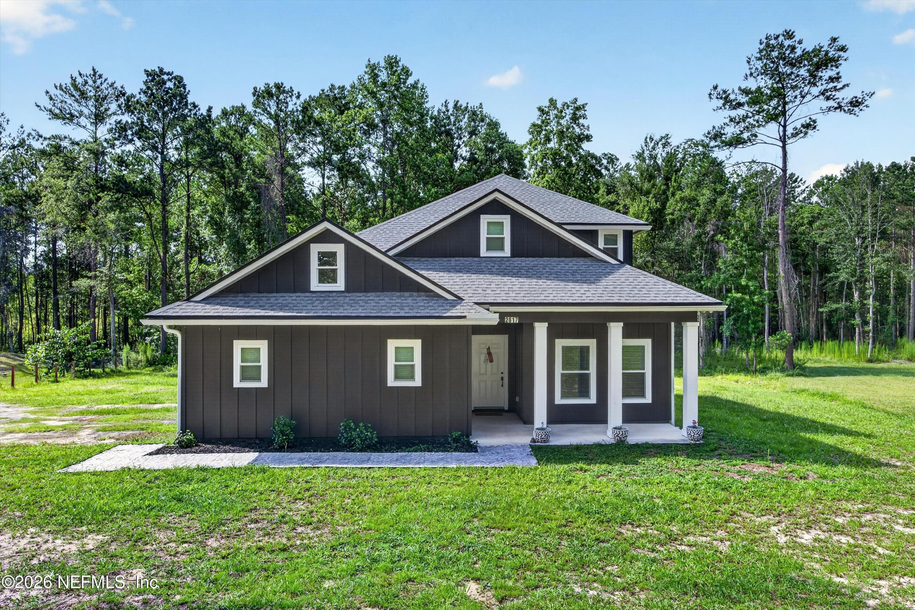 2817 CAMEL Circle, Middleburg — exterior