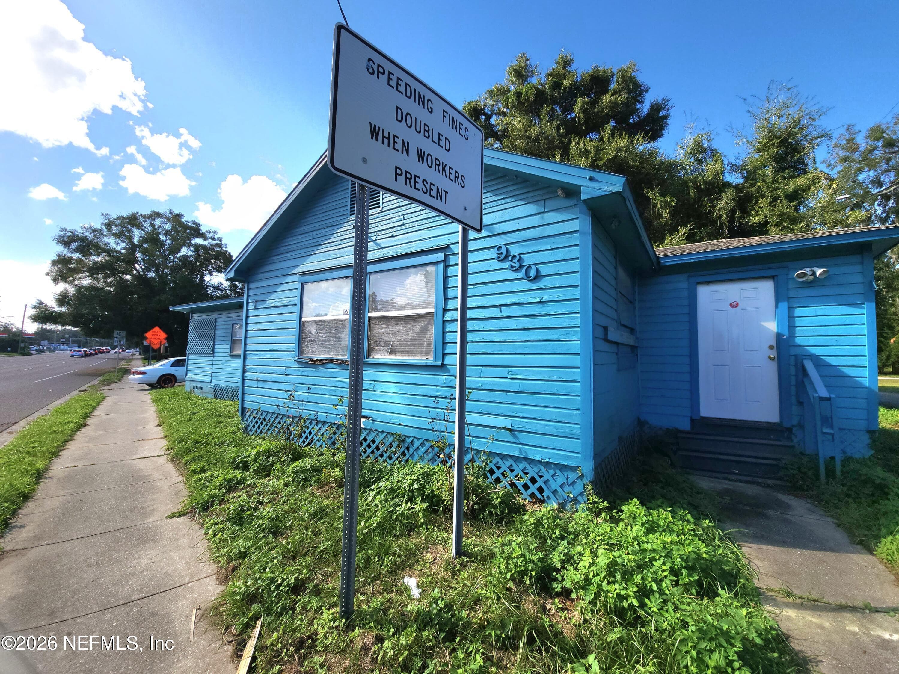 930 CESERY Boulevard, Jacksonville — exterior