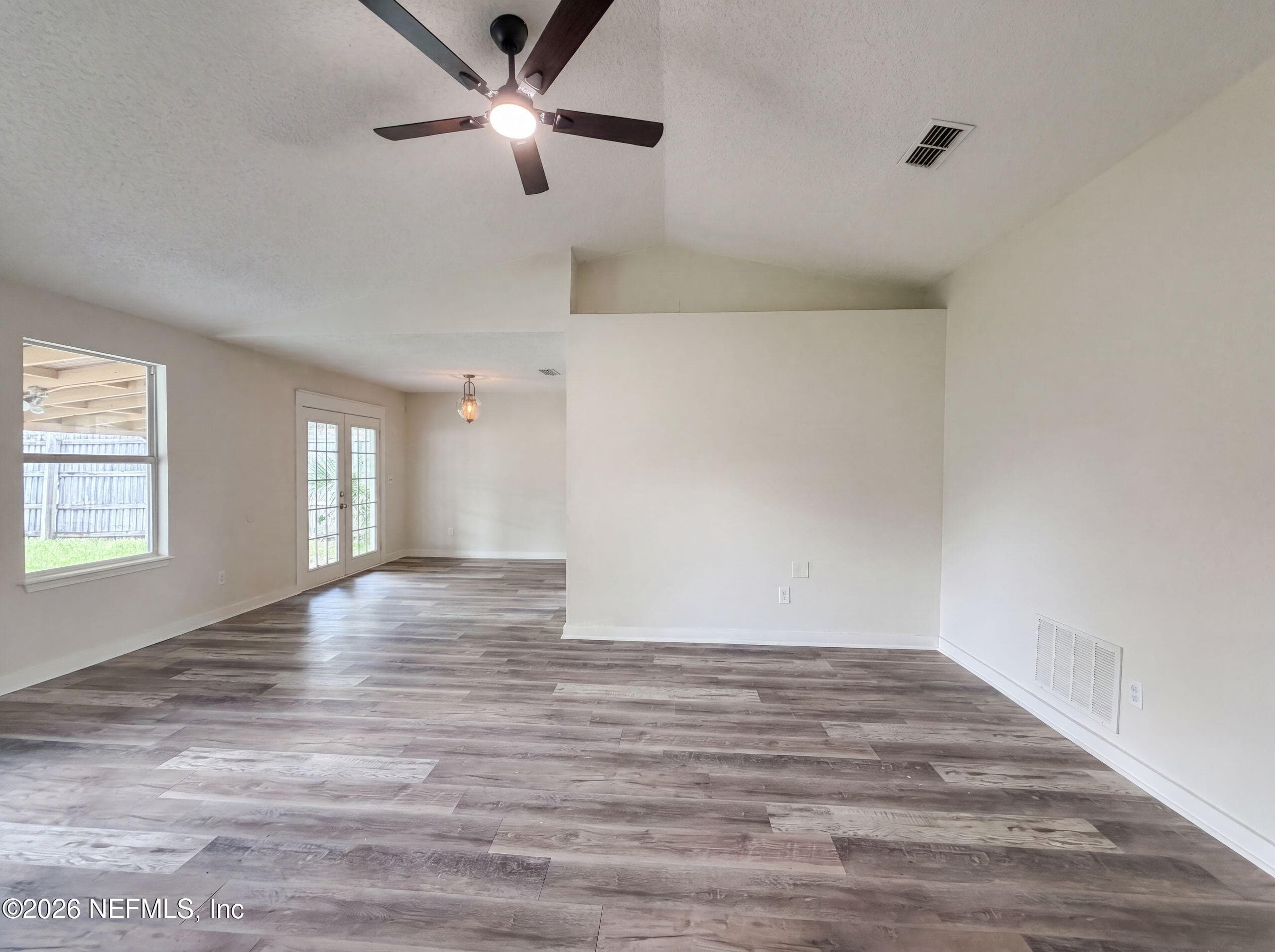 7957 JACQUES Drive, Jacksonville — photo 3