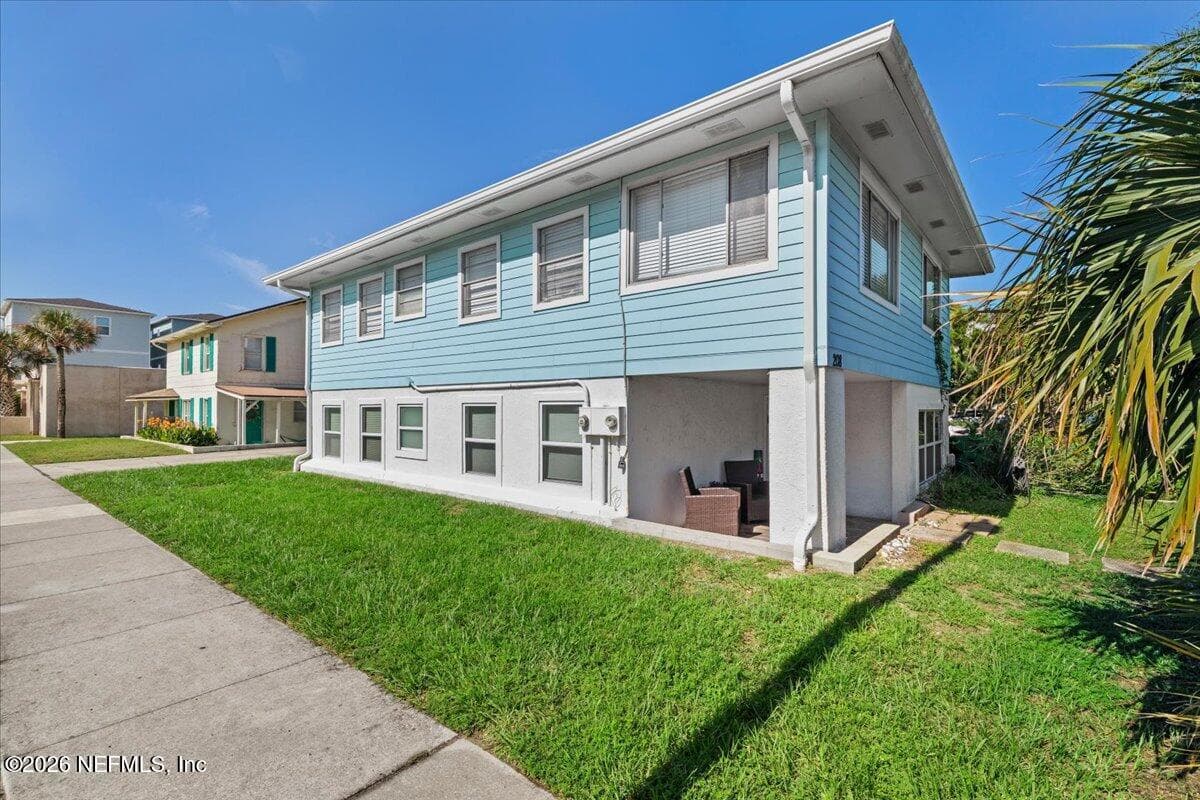 208 13TH Avenue N, Jacksonville Beach — exterior