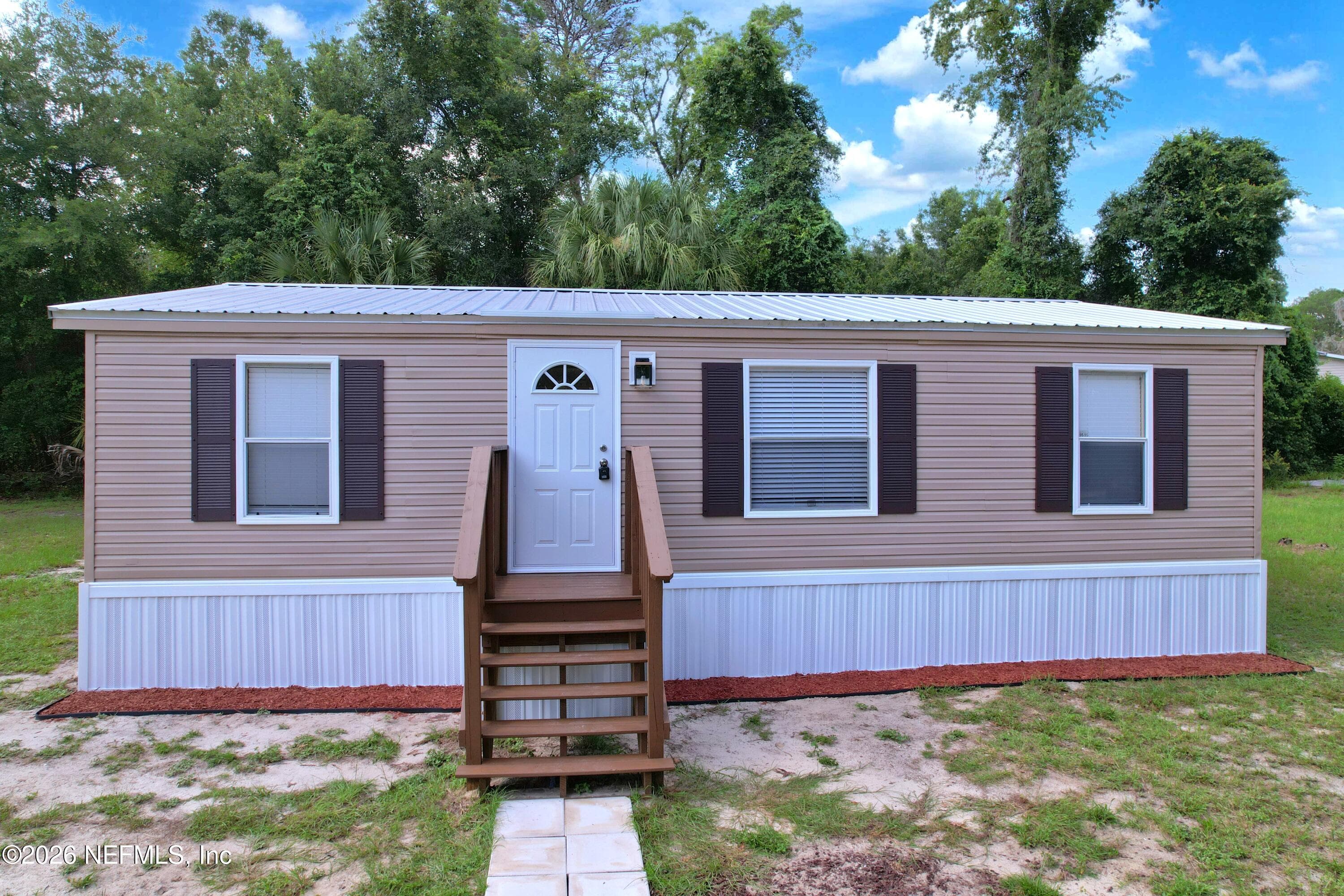 102 DALTON Court, Satsuma — exterior