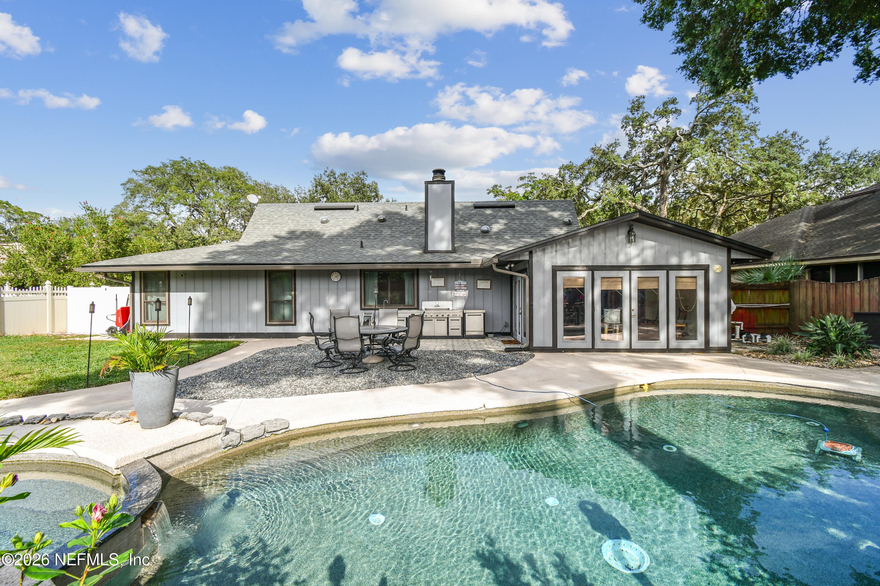 2150 BROAD WATER Drive, Jacksonville — exterior