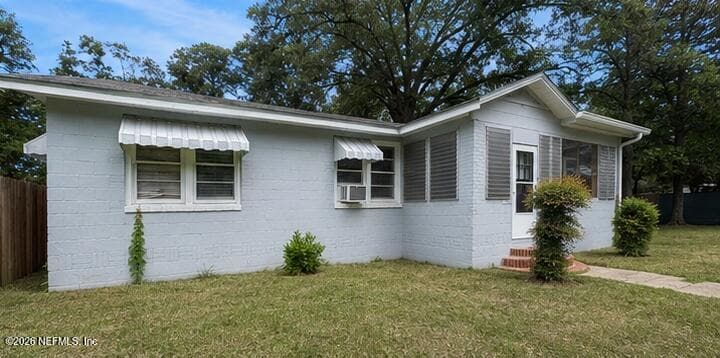 1645 W 17 Street, Jacksonville — exterior