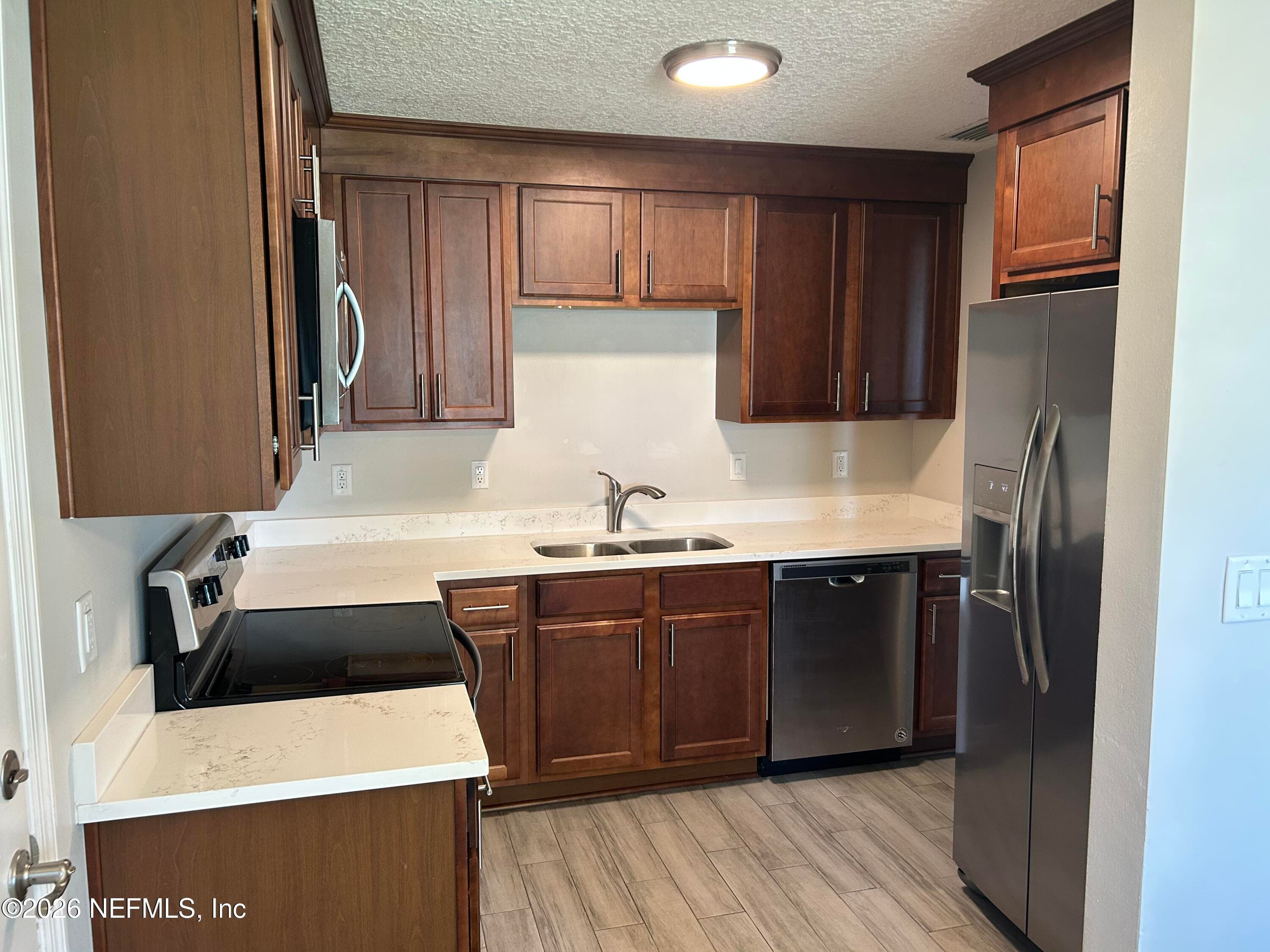 421 7TH Street N, Jacksonville Beach — photo 2