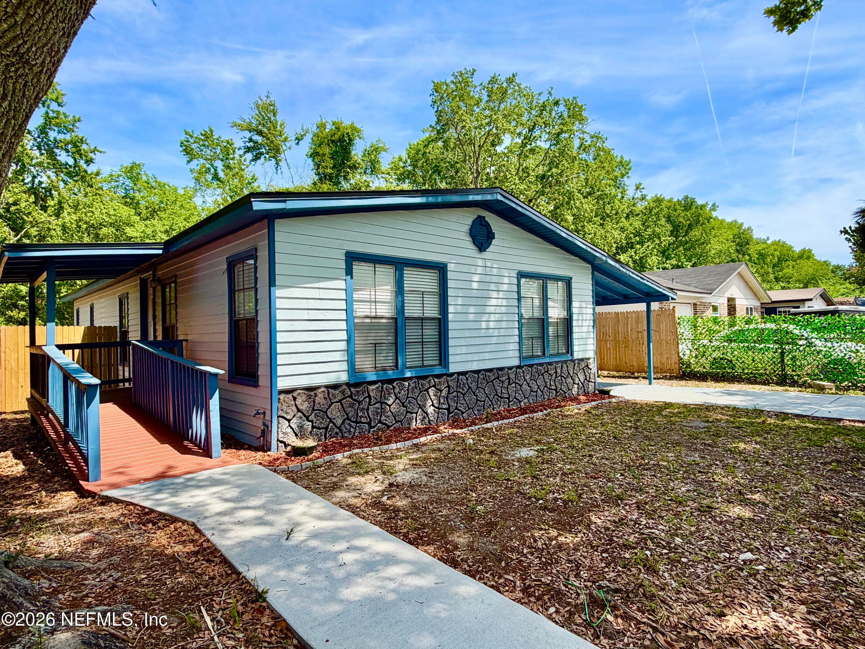7611 MCCOWAN Drive, Jacksonville — exterior