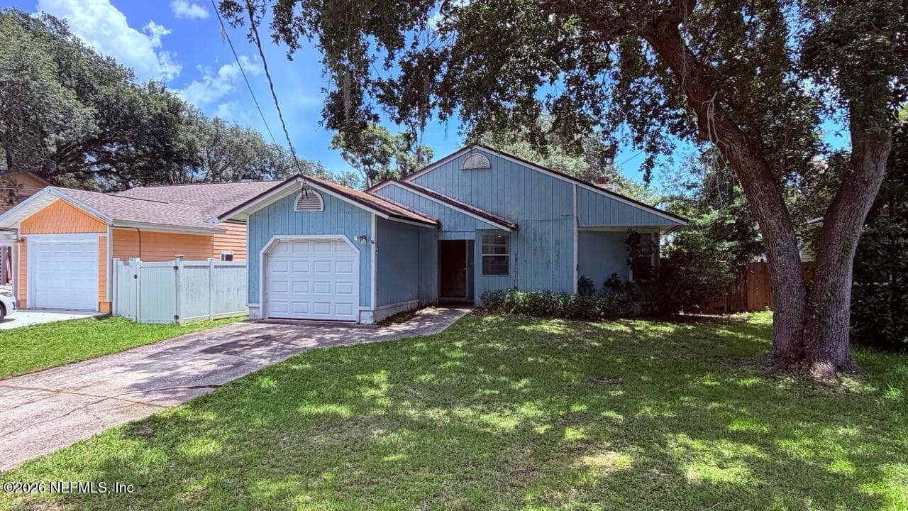 1455 BEGONIA Street, Atlantic Beach — photo 3