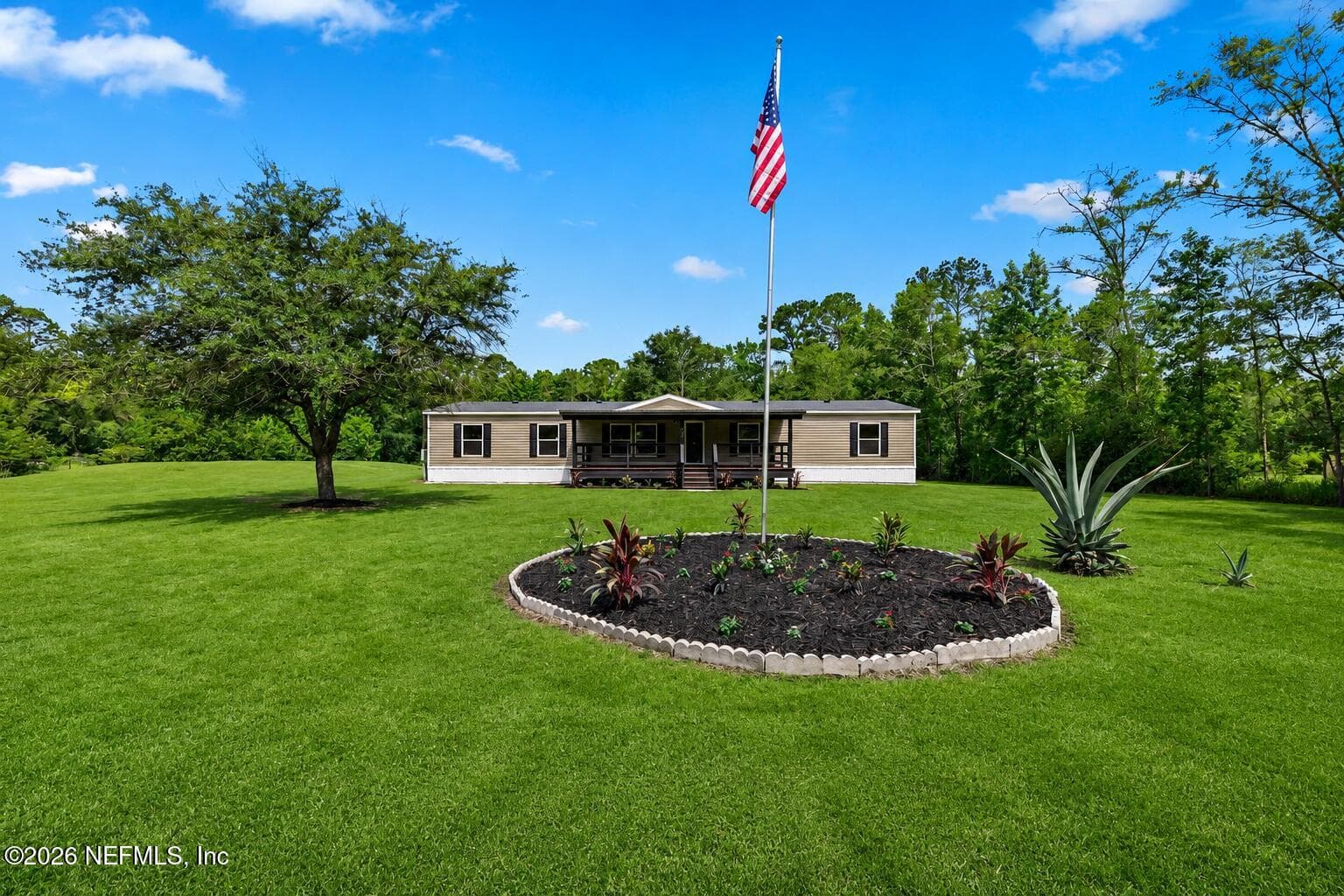 79 MELANIE Lane, Middleburg — exterior