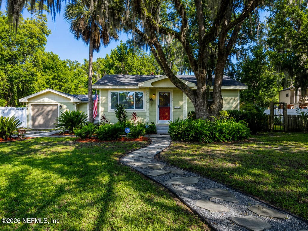 204 BAYARD Street, Green Cove Springs — exterior