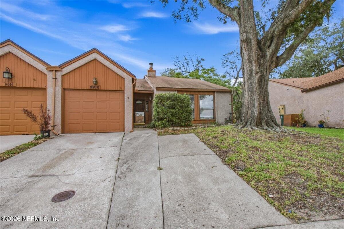 9910 FAWN BROOK Drive, Jacksonville — exterior