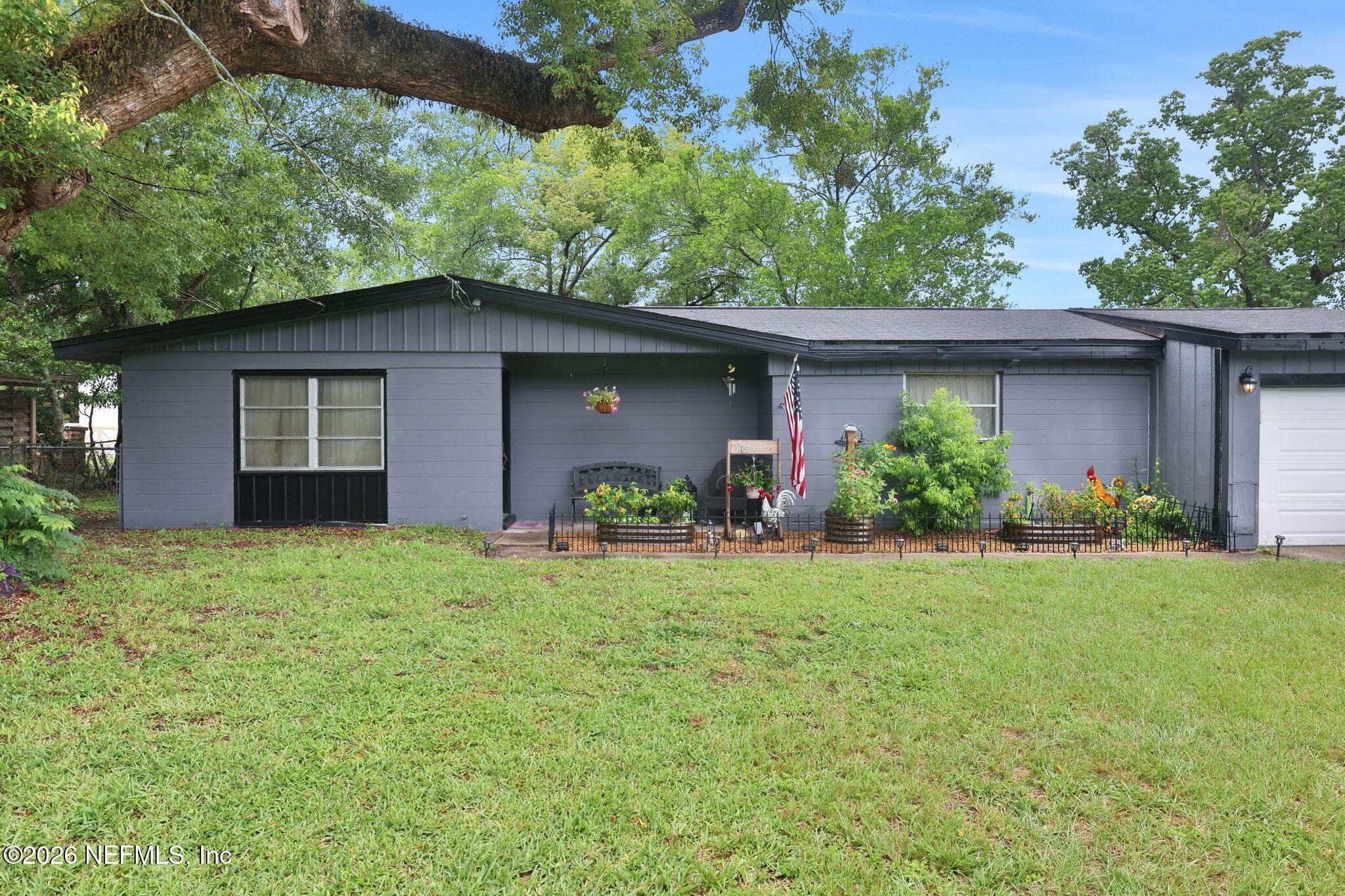 1038 HILLOCK Drive E, Jacksonville — exterior