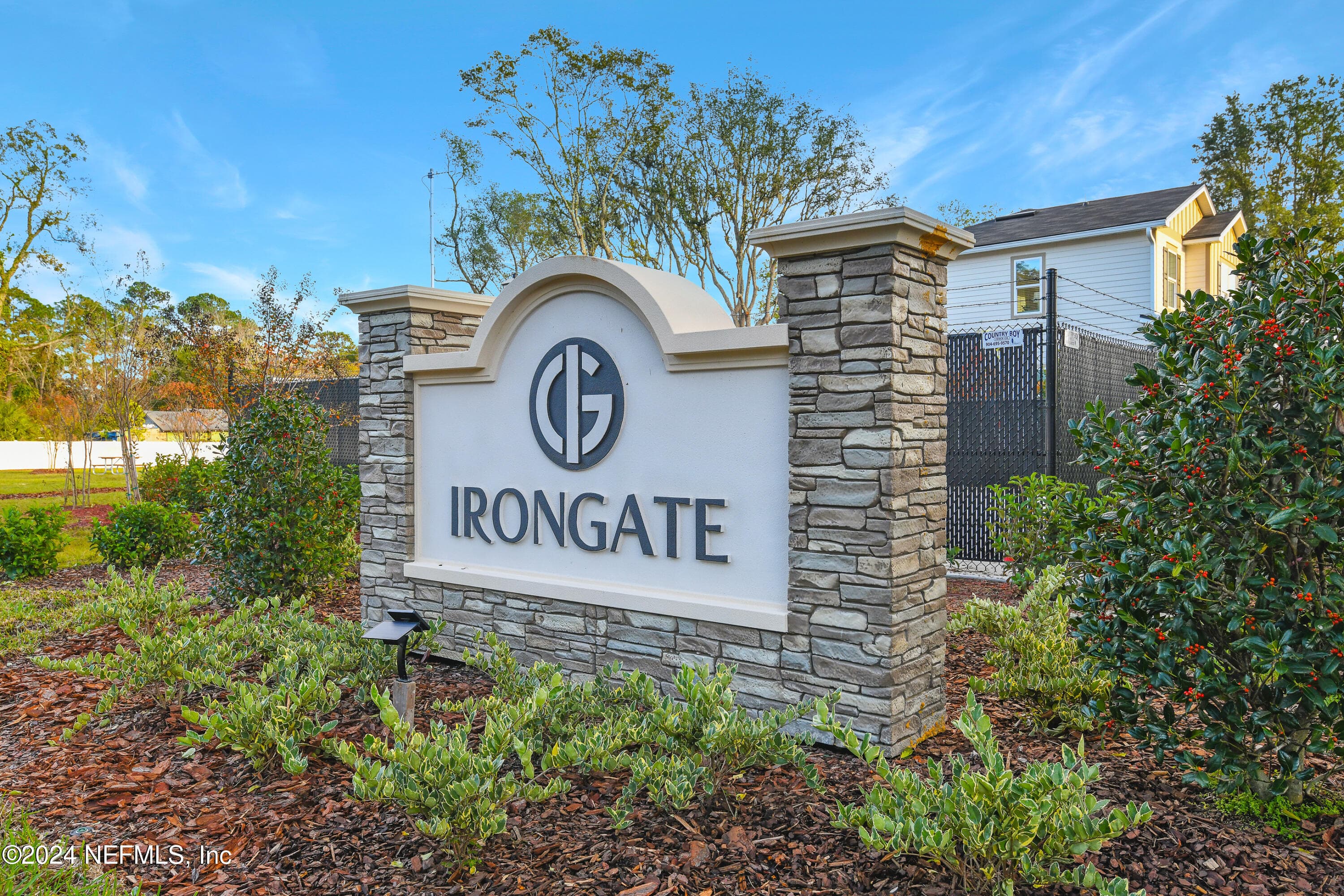 5607 TOMAHAWK LAKE Drive, Jacksonville — photo 3