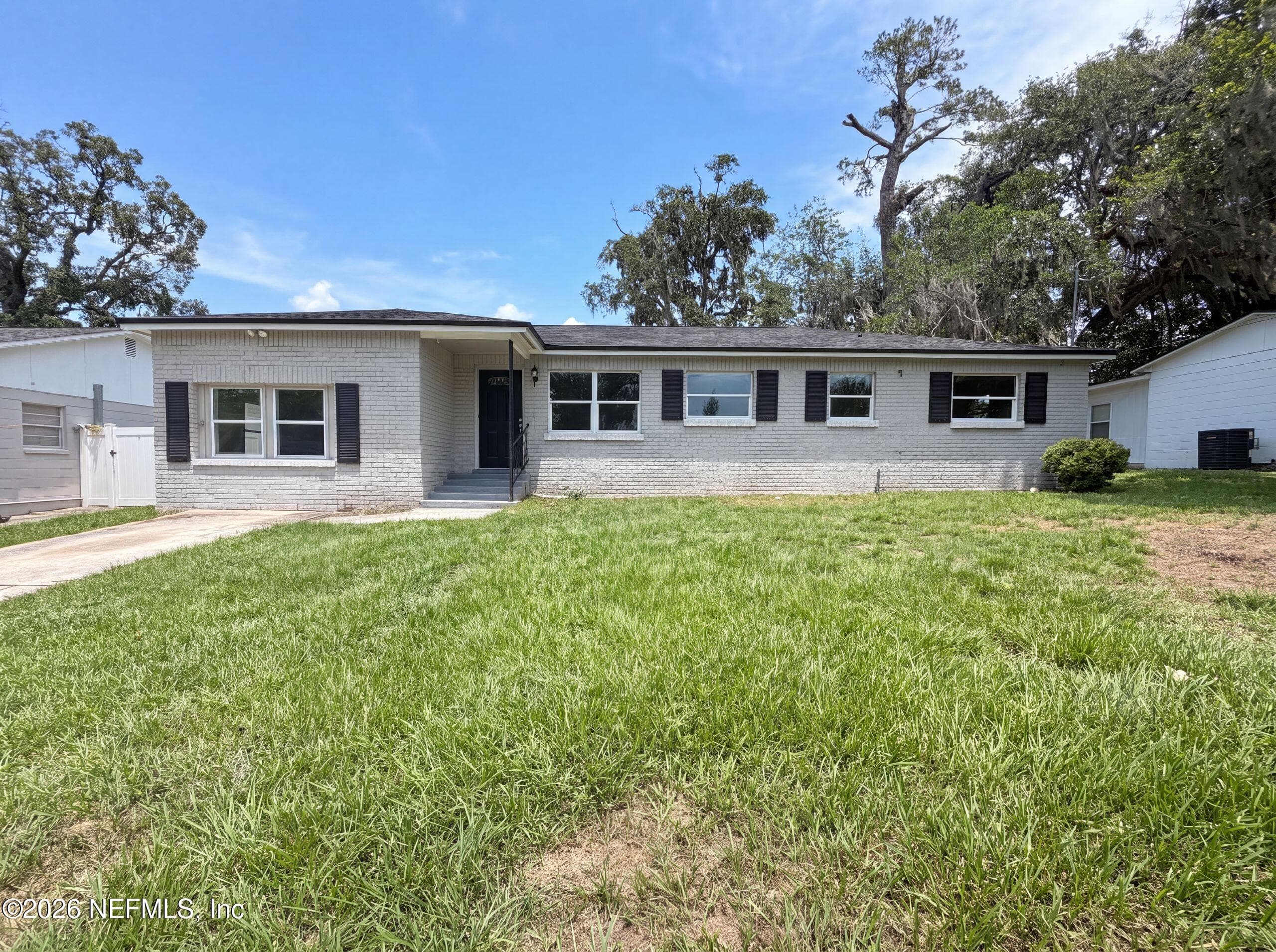 411 CAPRICORN Lane, Orange Park — exterior
