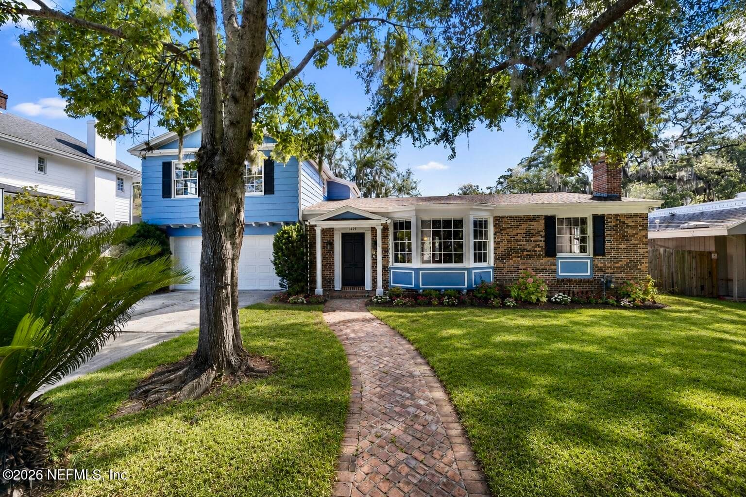 1825 ELIZABETH Place, Jacksonville — exterior