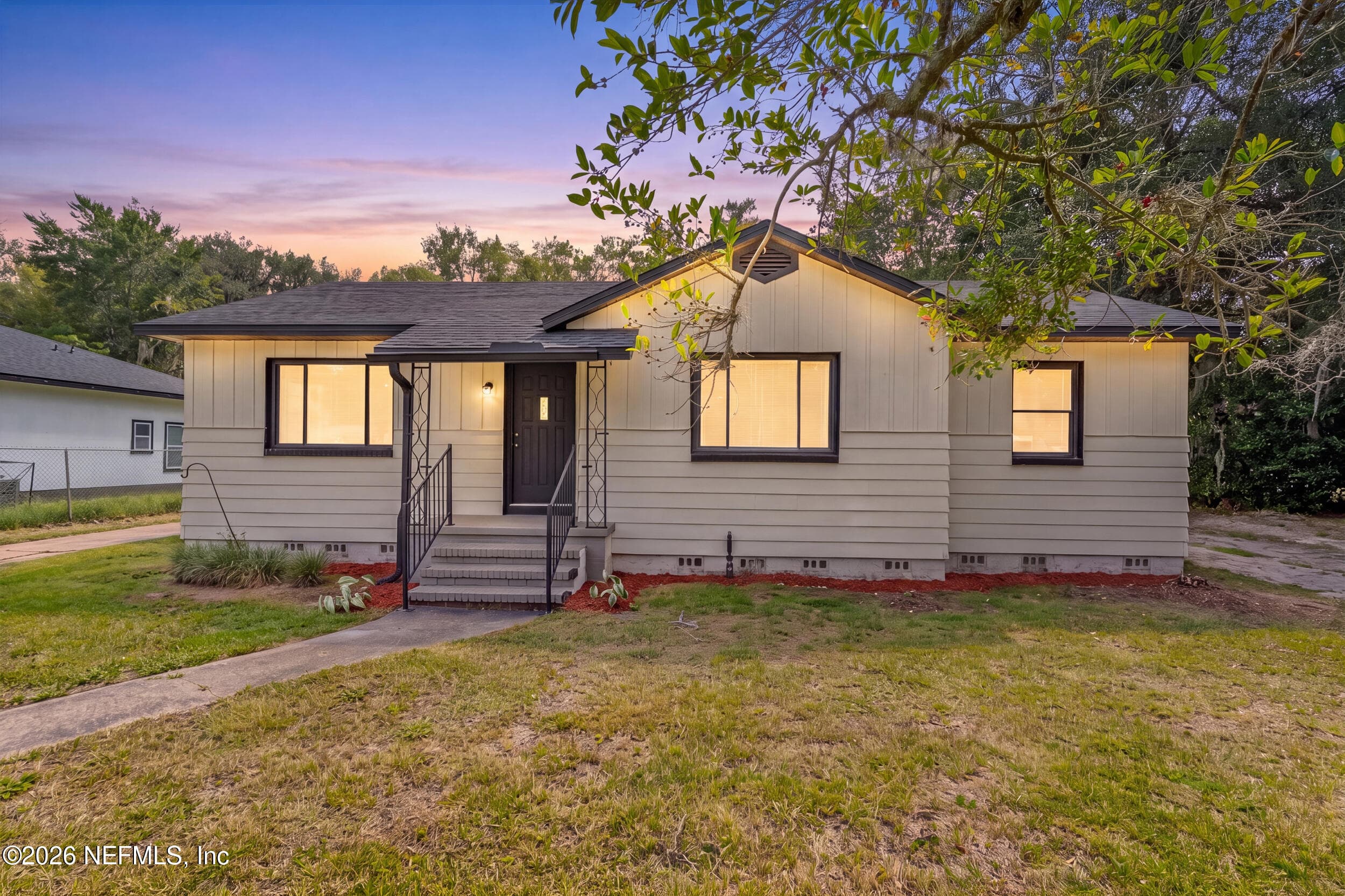 8956 5TH Avenue, Jacksonville — exterior