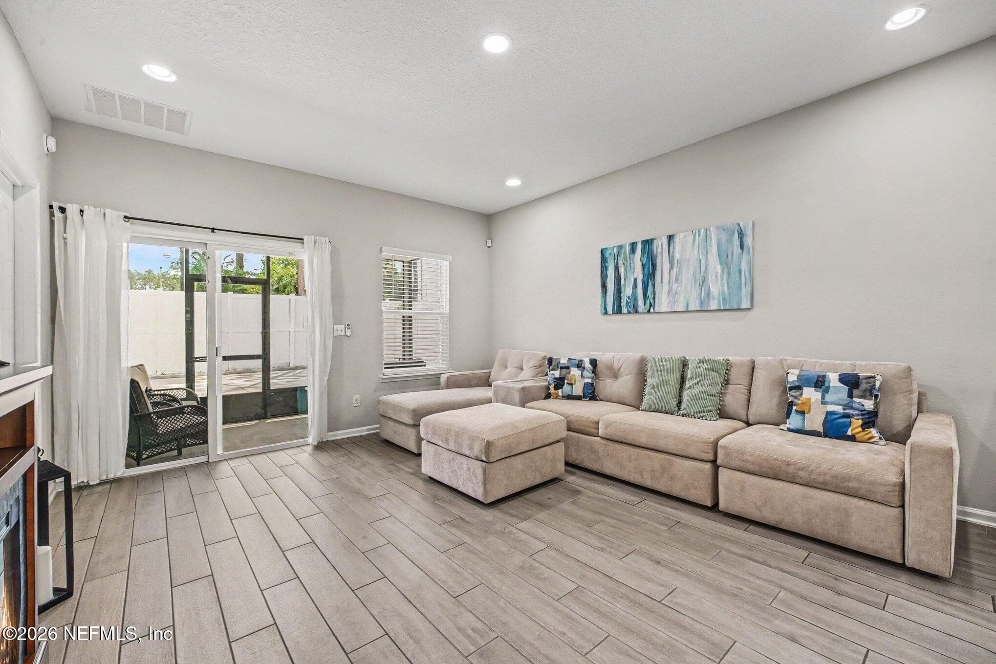 8292 CAPE FOX Drive, Jacksonville — photo 3