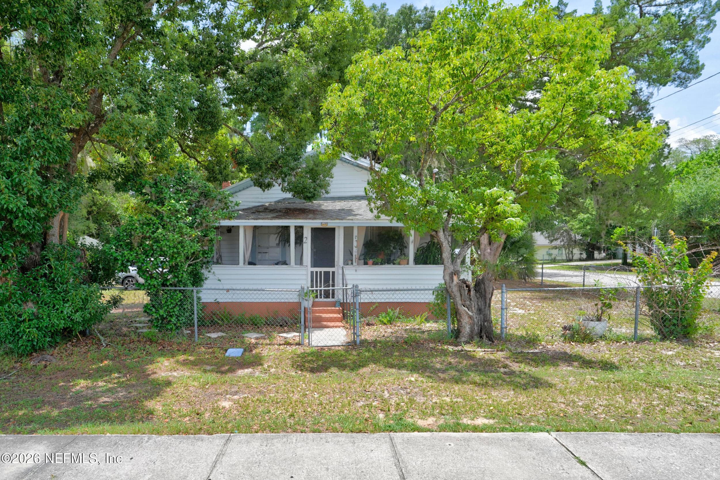 2 N OAKRIDGE Avenue, Green Cove Springs — exterior