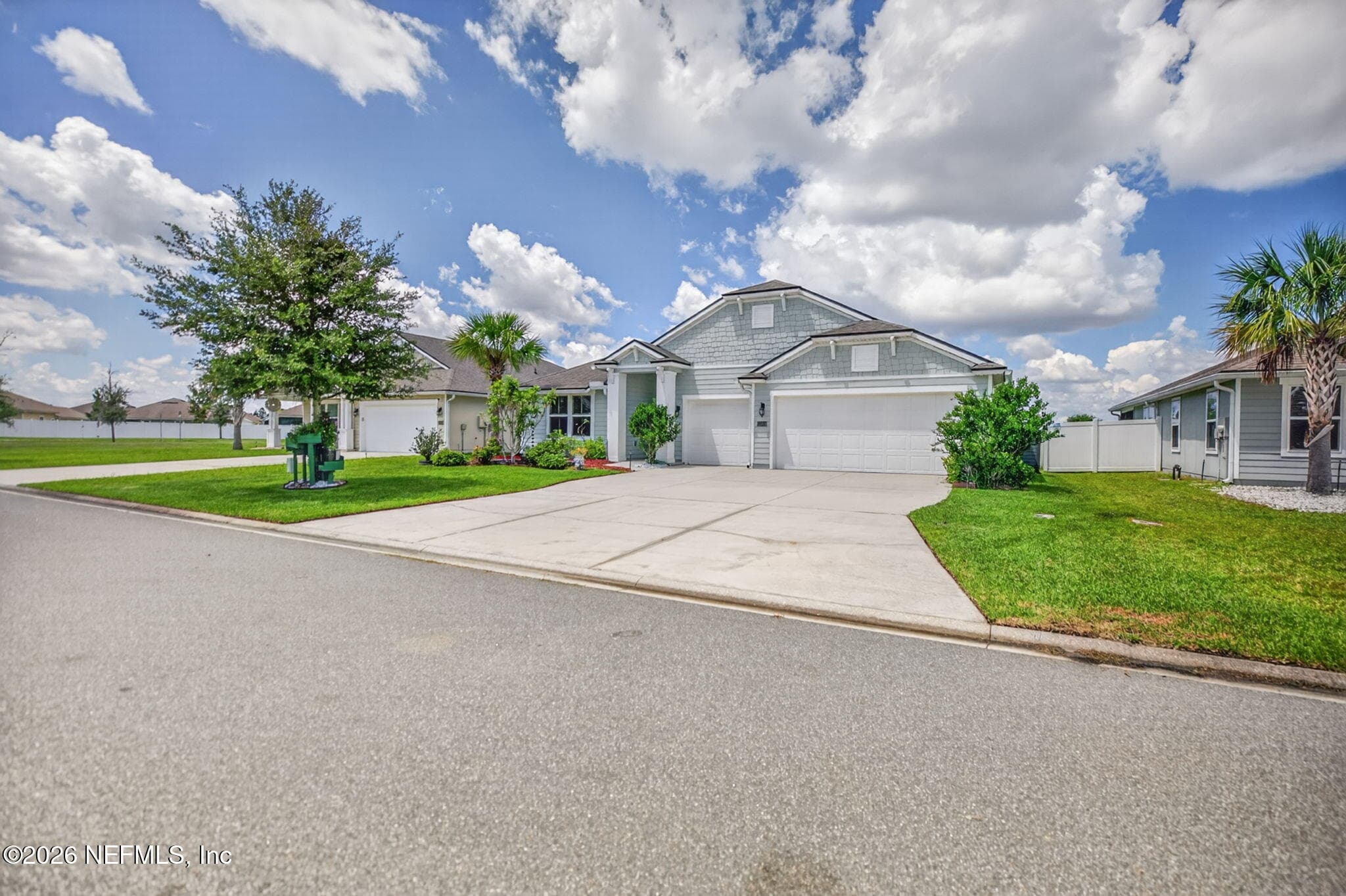 11614 LAKE CHUB Drive, Jacksonville — photo 3