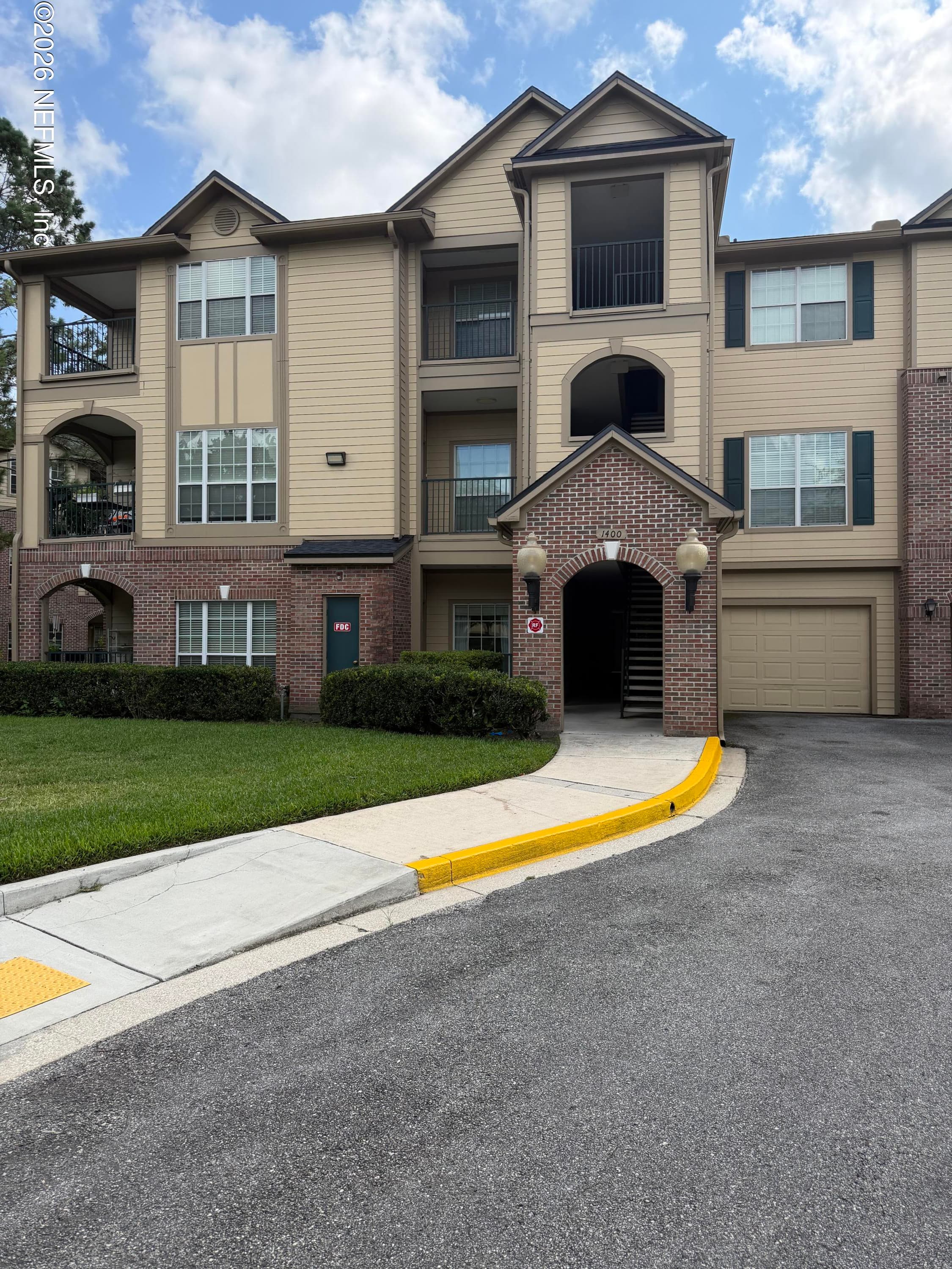 7800 POINT MEADOWS Drive 1431, Jacksonville — exterior