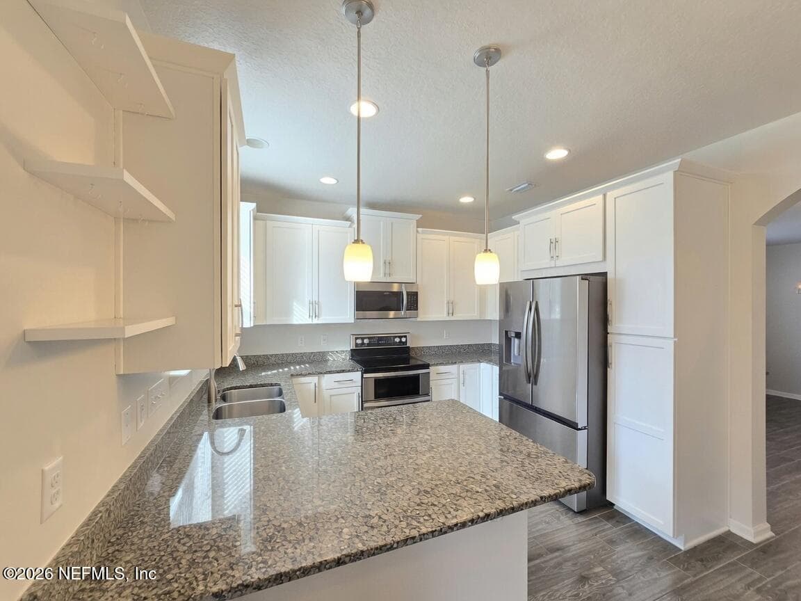 474 RICHMOND Drive, St. Johns — photo 2