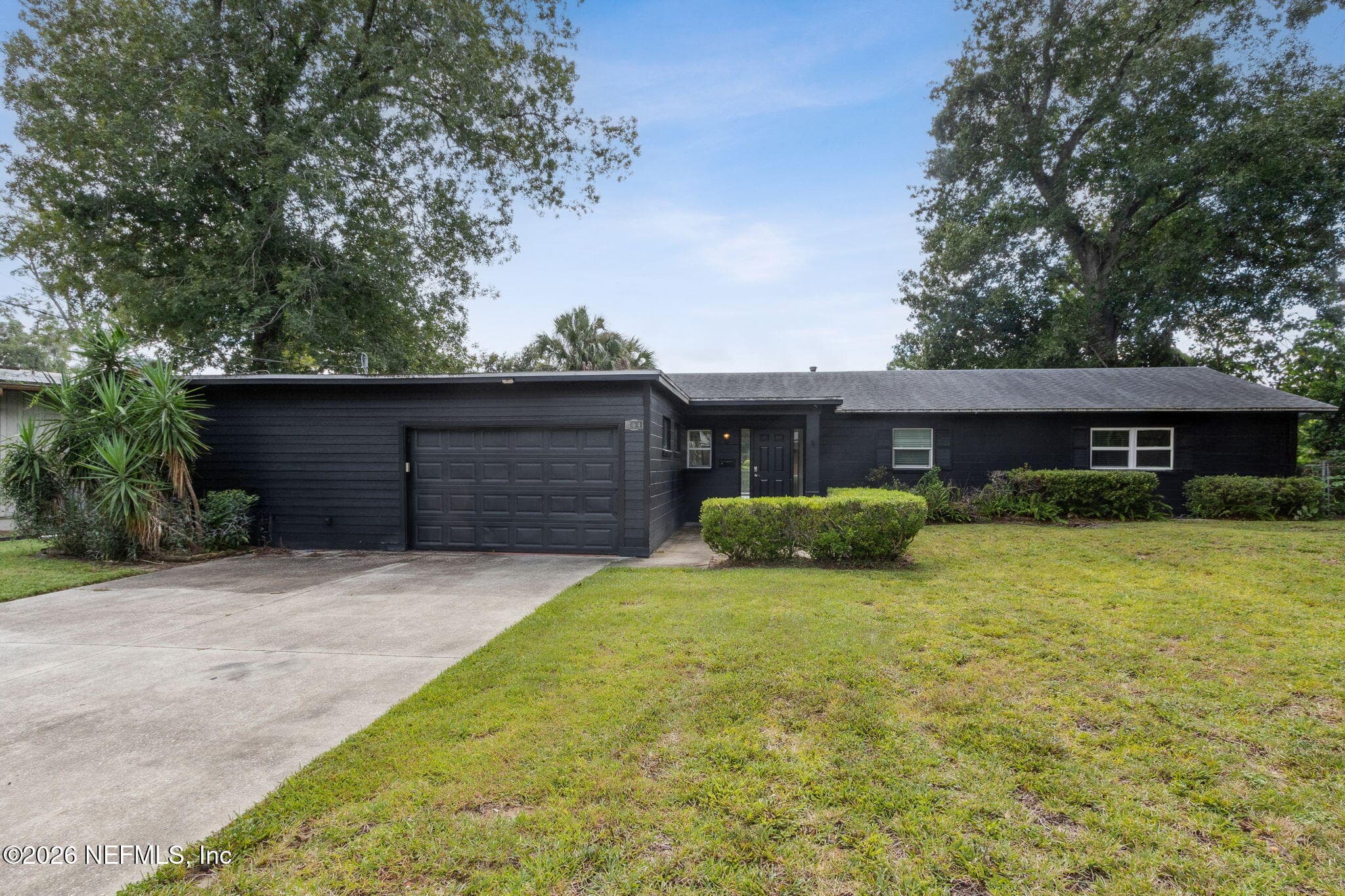 704 SEABROOK COVE Road, Jacksonville — exterior