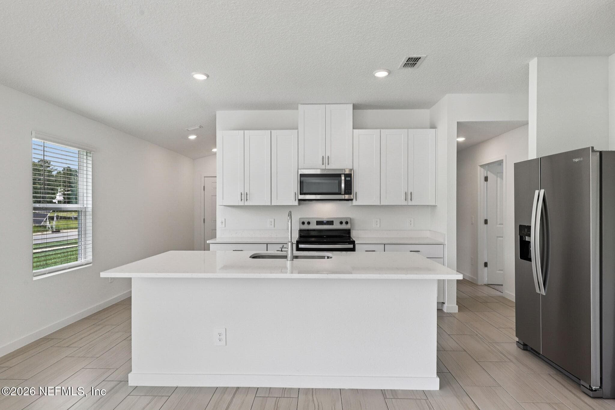 9422 ELLA POINT Drive, Jacksonville — photo 2