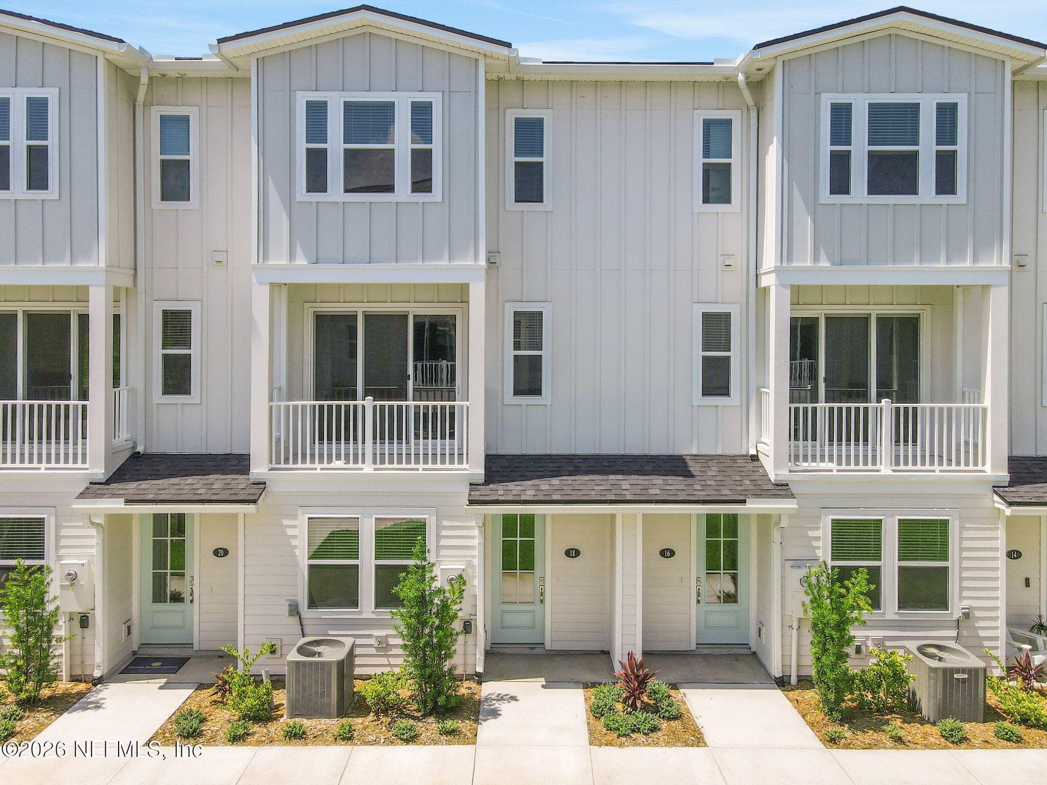 18 N BEACH Way, Jacksonville Beach — exterior