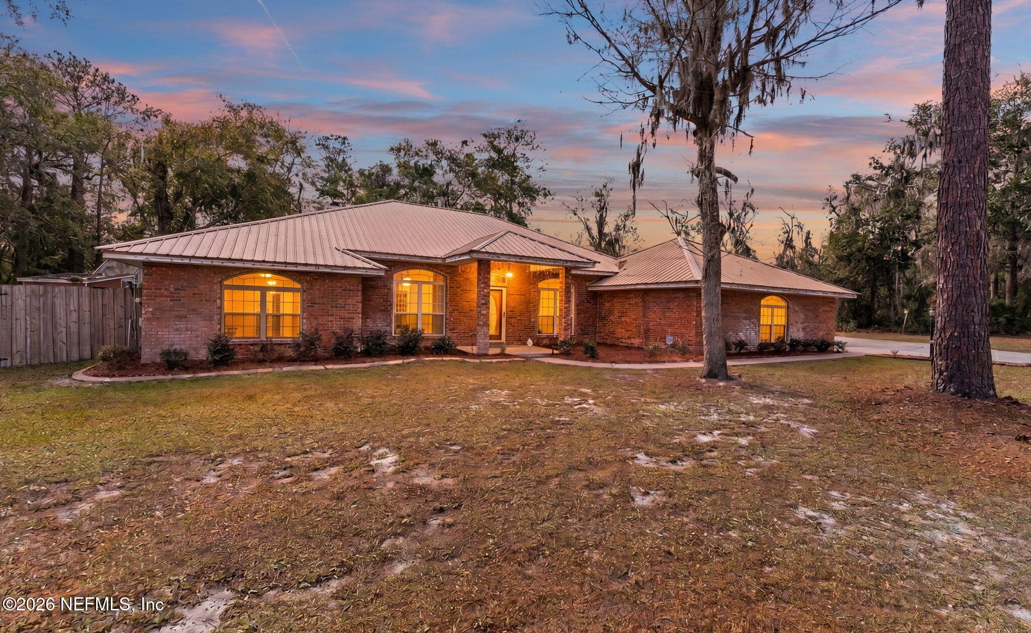 618 NW EMERALD LAKES Drive, Lake City — exterior