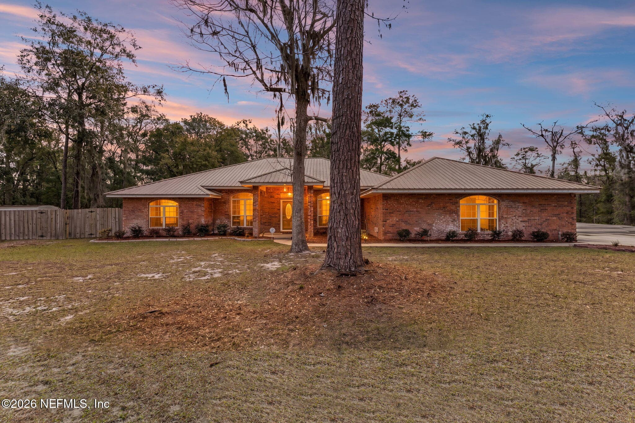 618 NW EMERALD LAKES Drive, Lake City — photo 2