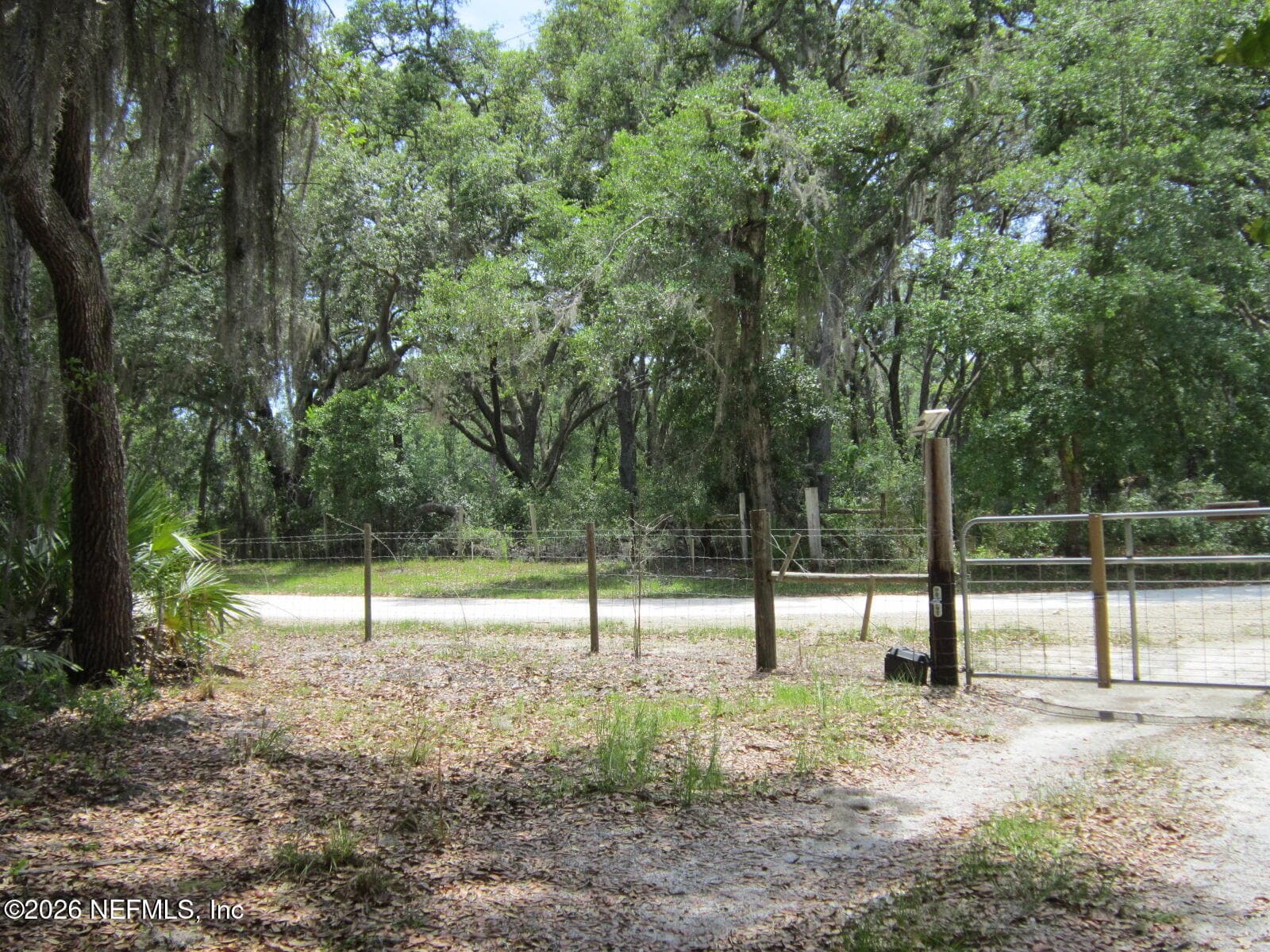 125 KIRBY Lane, Melrose, FL 32666, Melrose — photo 2