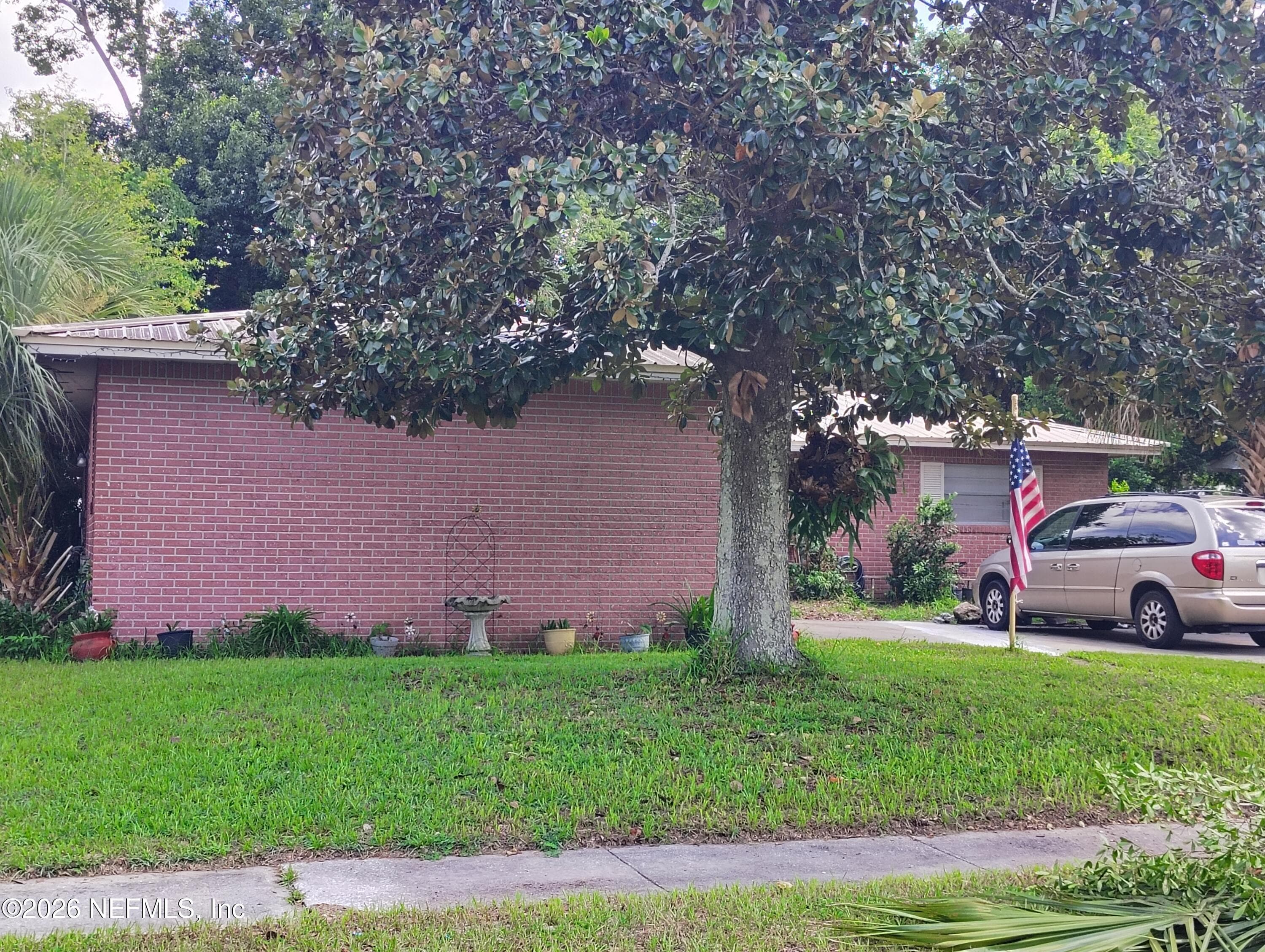 408 MAGNOLIA DR Drive, Palatka, FL 32177, Palatka — exterior