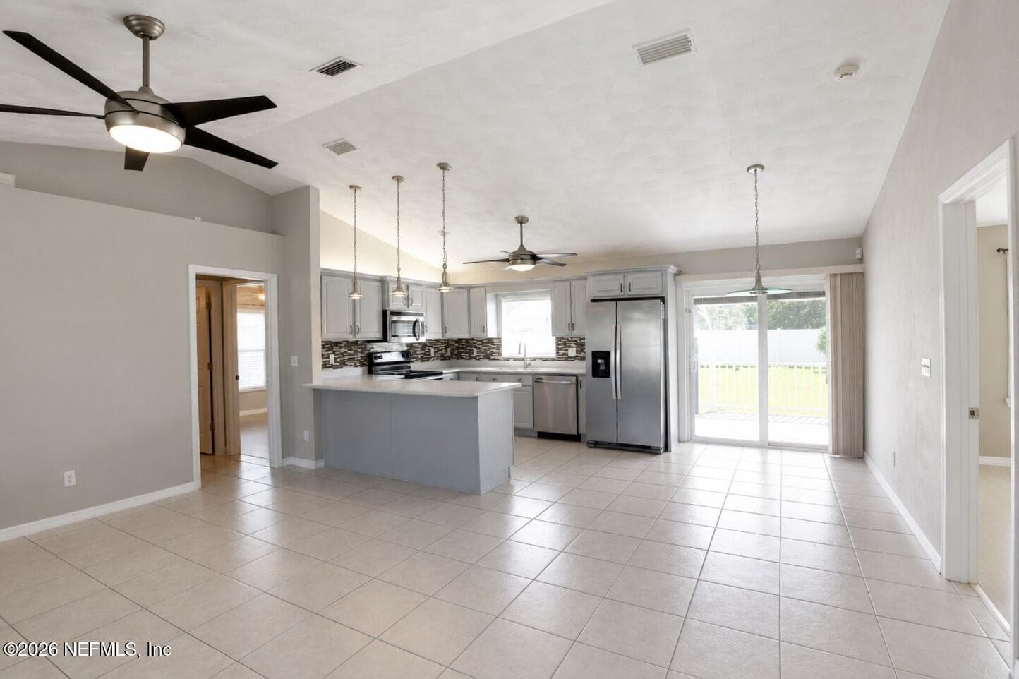 4 SEVERN Court, Palm Coast — photo 2